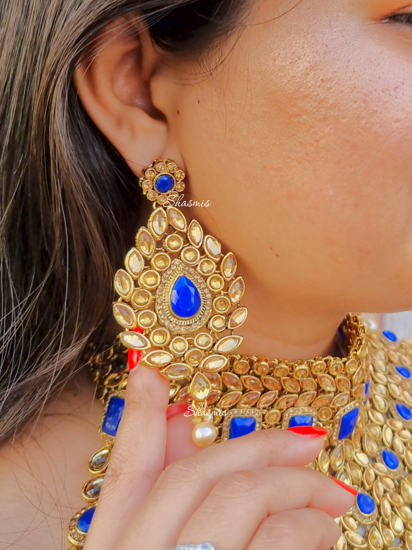 Blue Stones Heavy Bridal Necklace With Mathapatti and Earrings