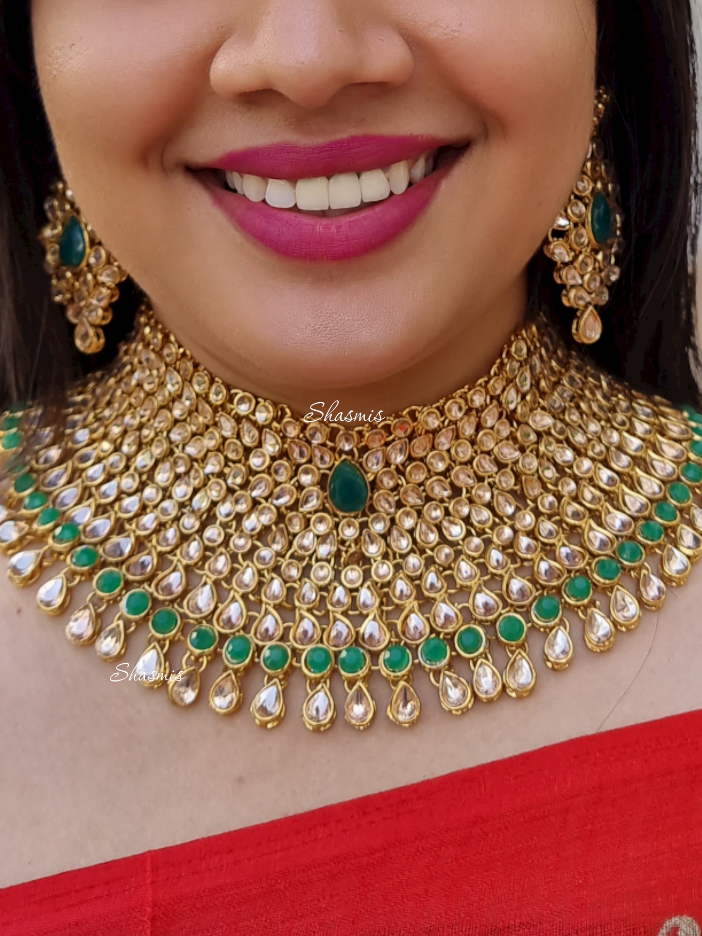 Green Color Centre Stone Bridal Necklace, Mathapatti and Earrings