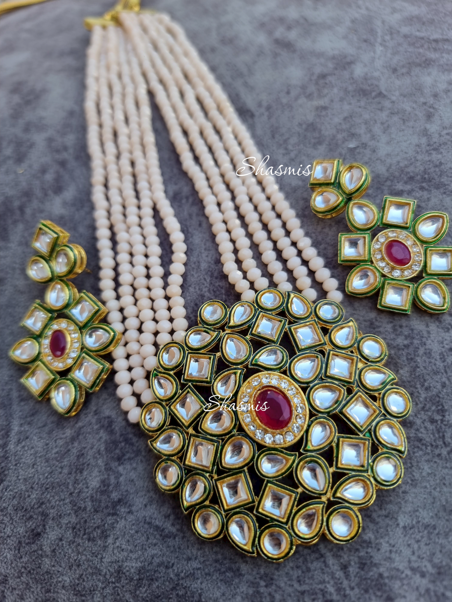 Long Necklace With Huge Range Pendant With Earrings