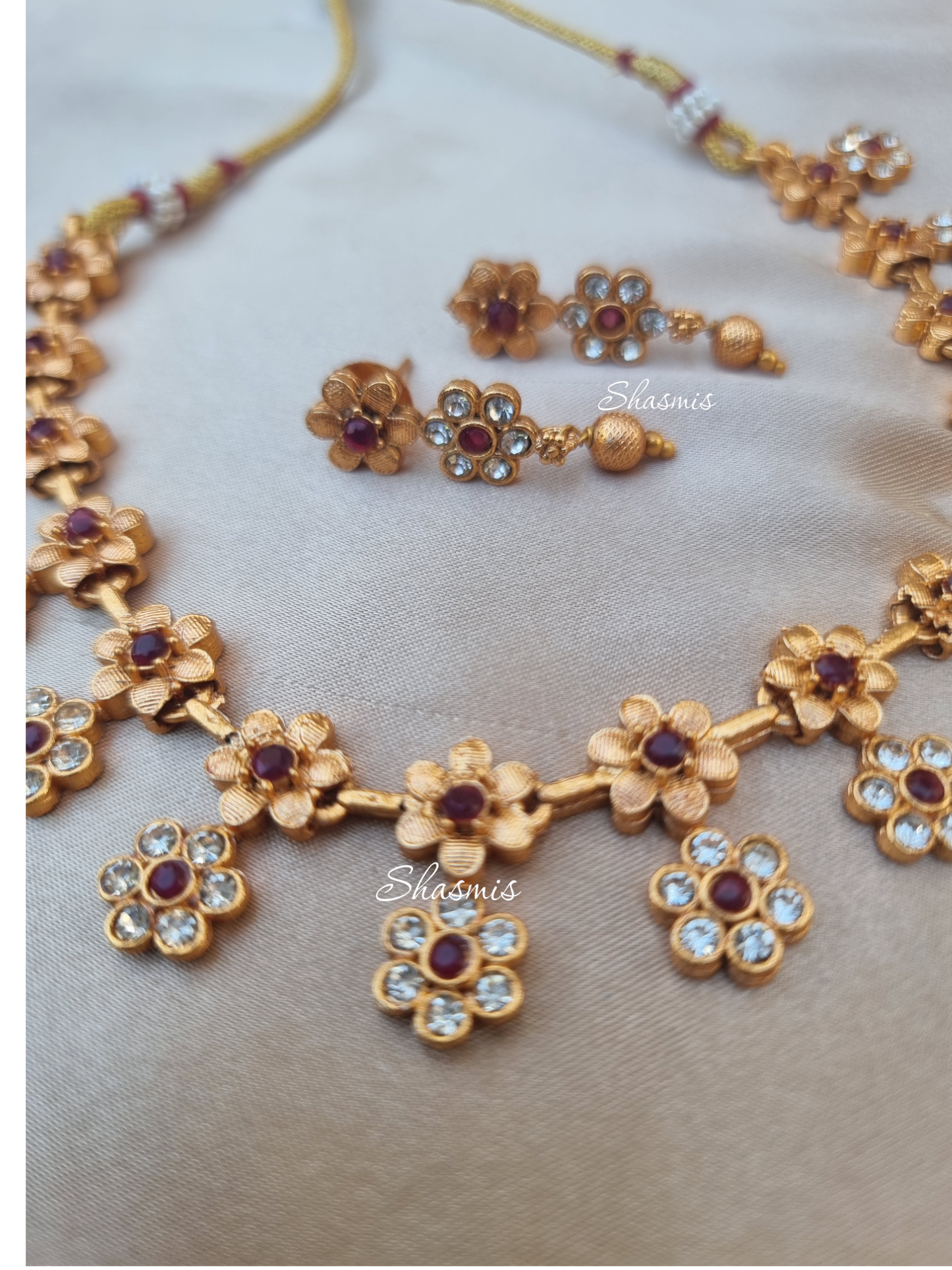 Flower Ruby Stones Necklace With Earrings