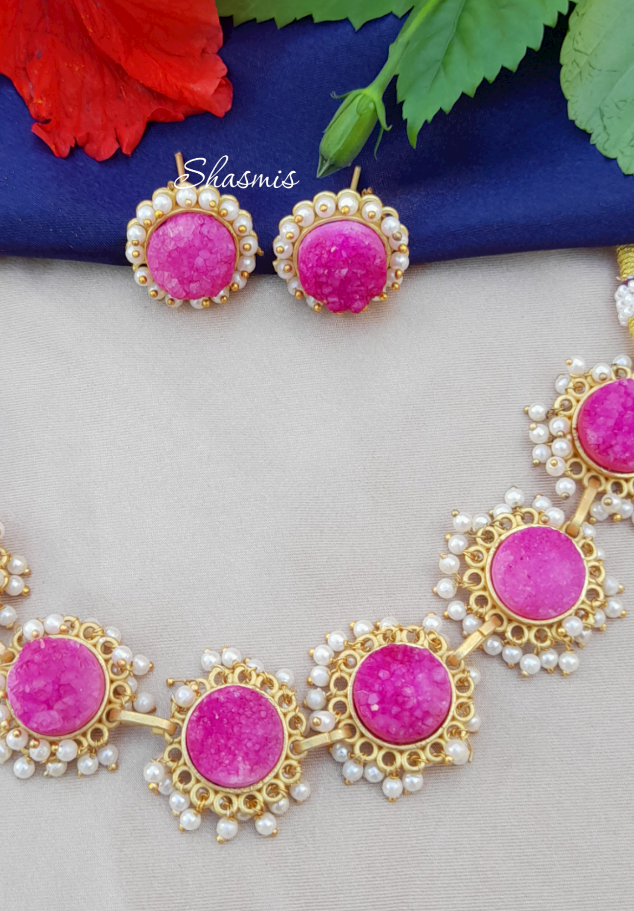 Pink Color Druzy Stone Necklace With Pearls Design and Earrings