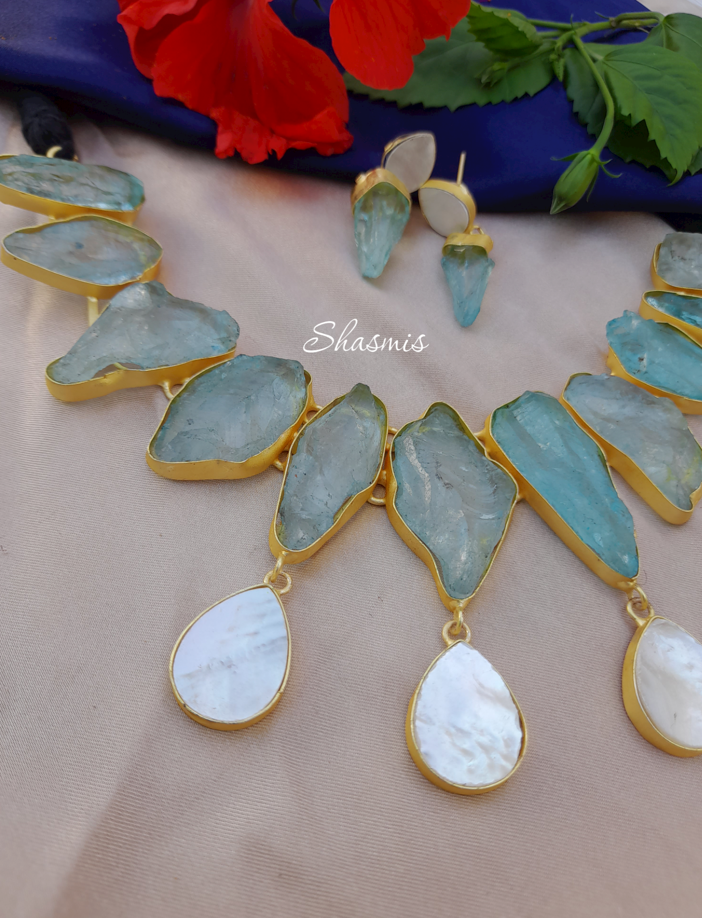 Sea Blue Druzy Stones Statement Necklace With Earrings