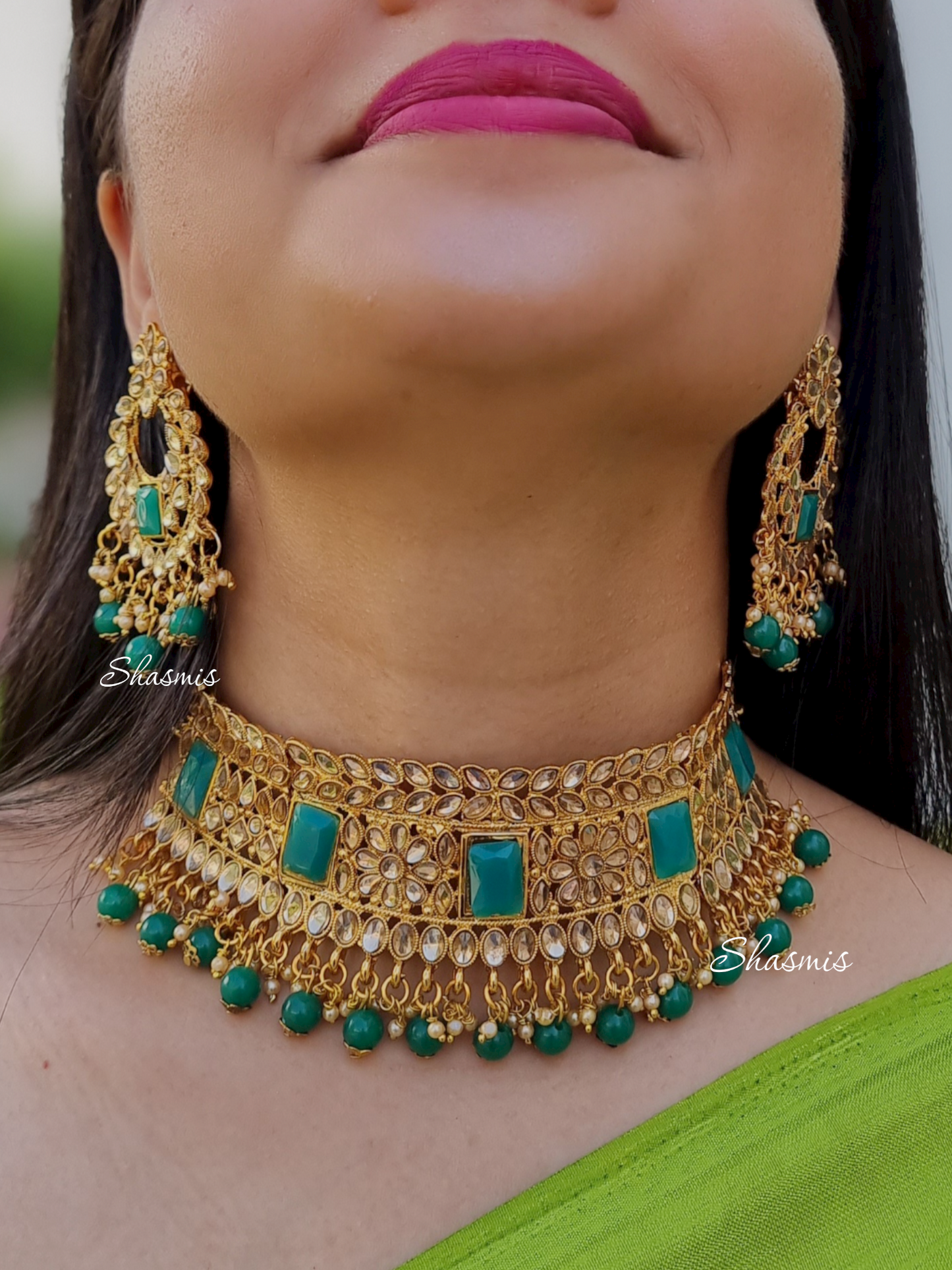 Green Color Stone Bridal Necklace With Mangtika and Earrings