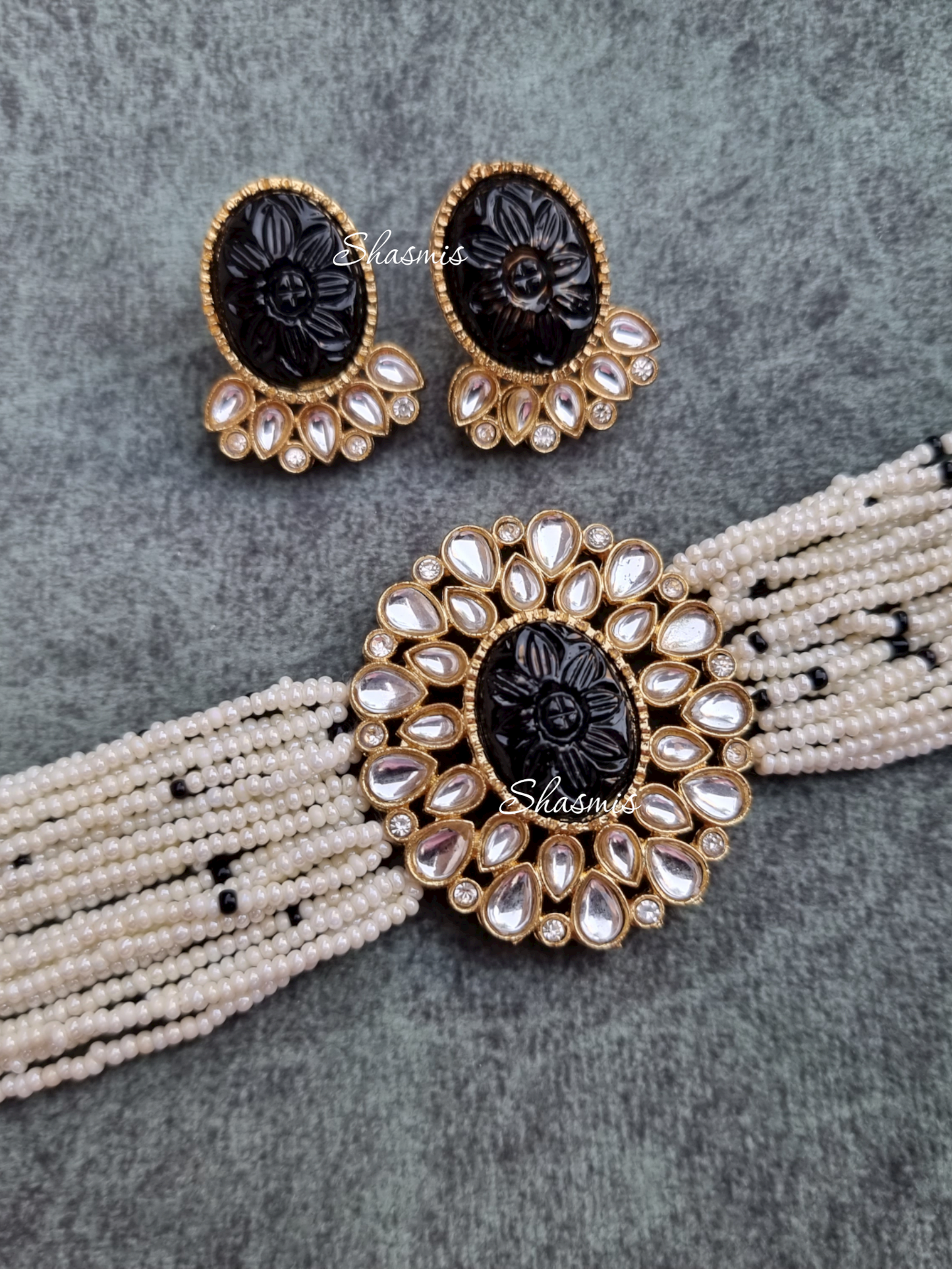 Carved Stones on Centre Necklace With Beads and Earrings