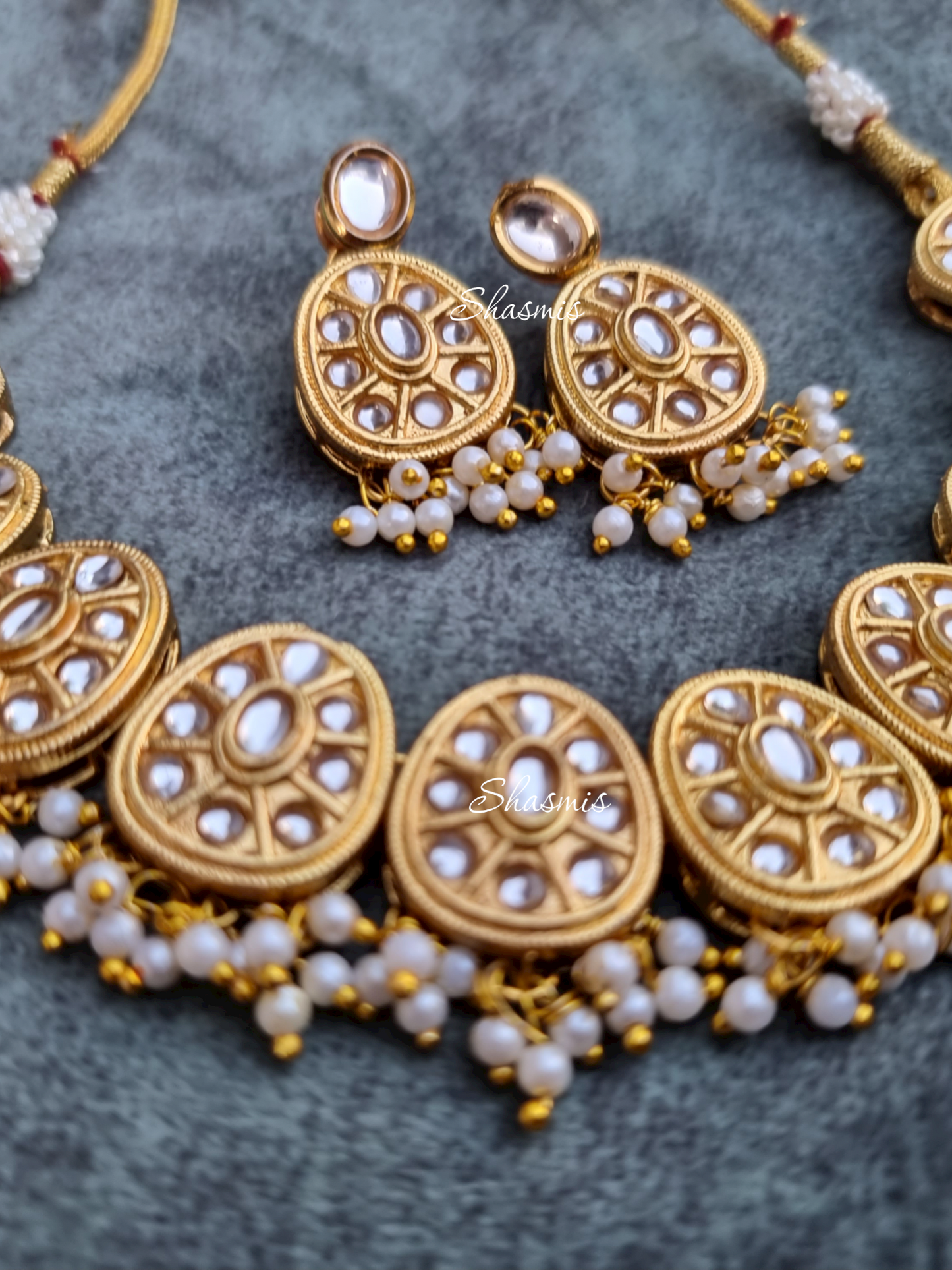 Golden Plating Kundan Stone and Pearl on Drop Necklace With Earrings