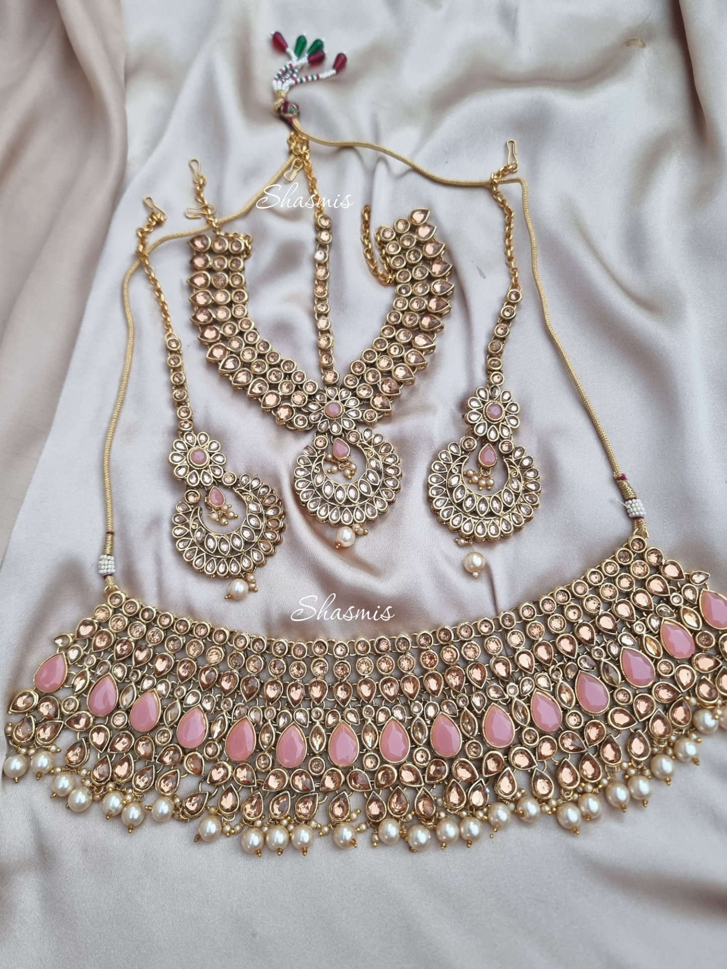 Pink Color Broad Bridal Necklace With Mathapatti and Earrings