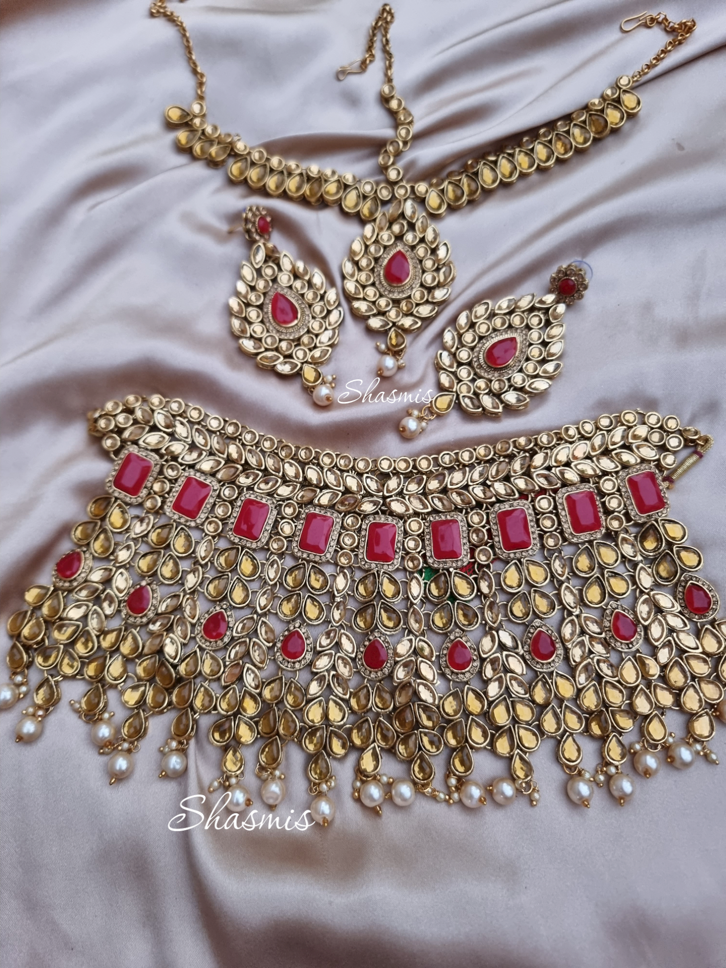 Red Color Rhinestone Heavy Bridal Necklace Set With Mathapatti and Earrings