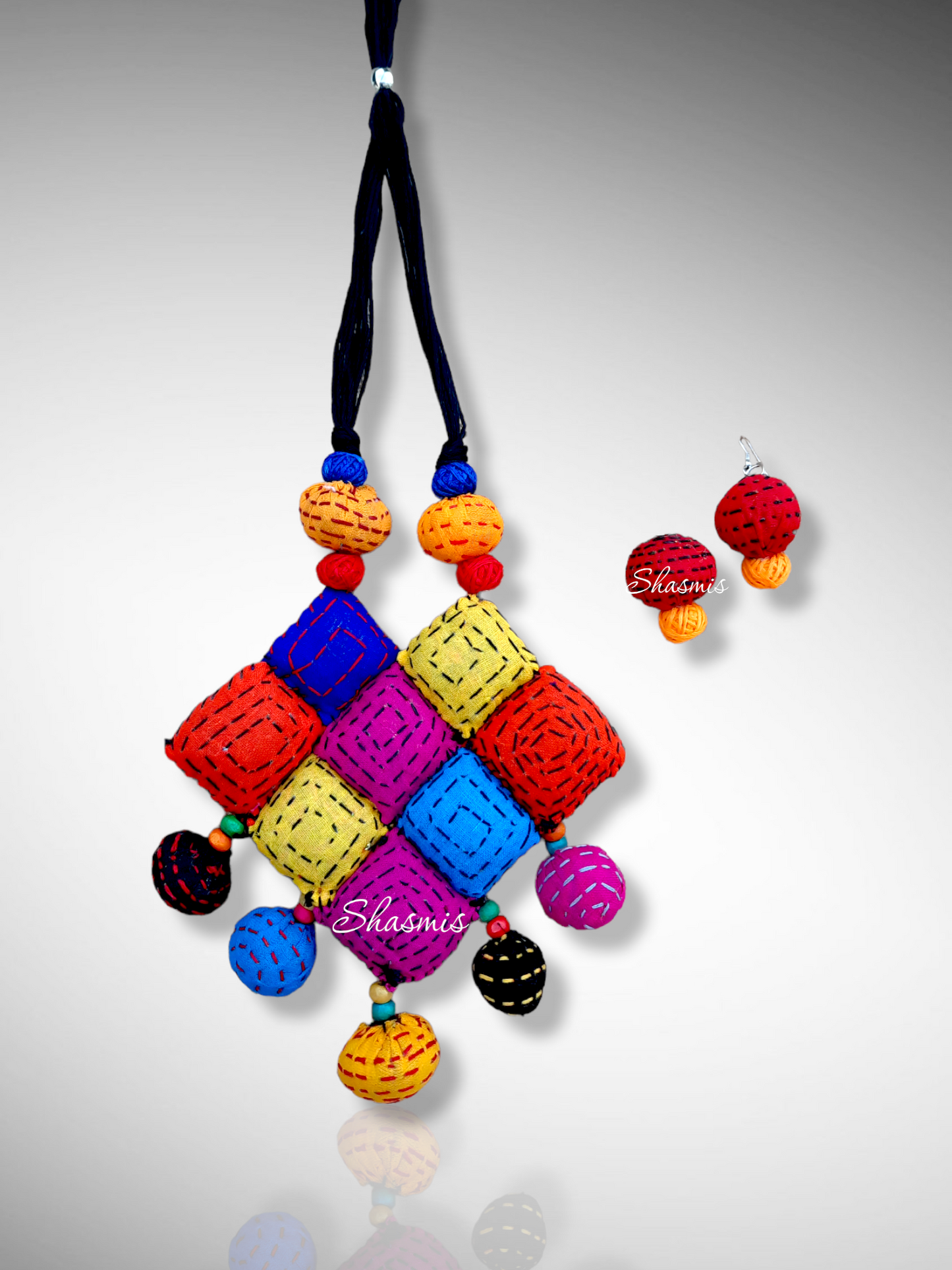 FabricColorful Necklace With Earrings