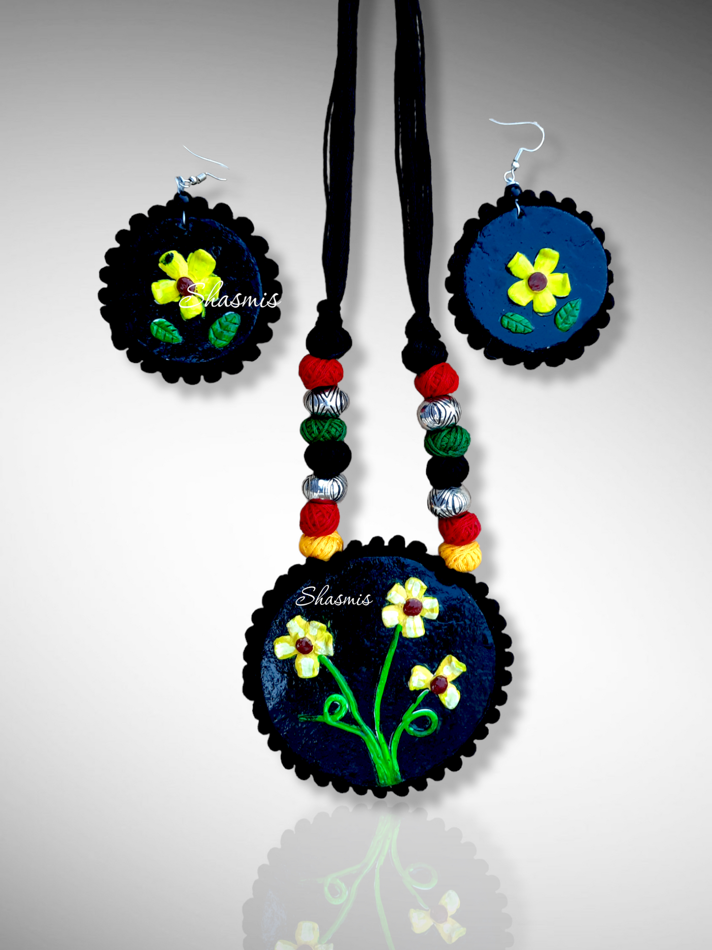 Oil Painted Fabric Flower Design Art Necklace