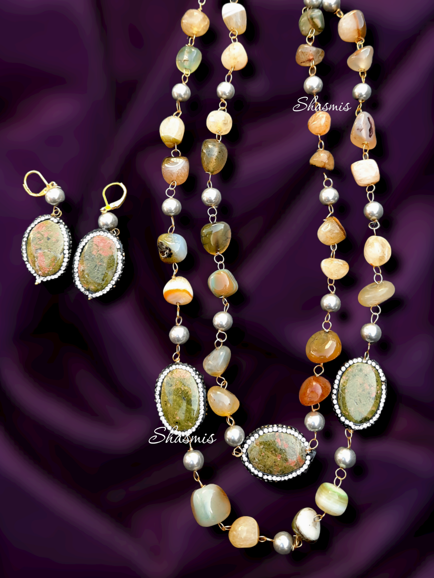 Green Druzy Stones With Pearls Layer Necklace With Earrings