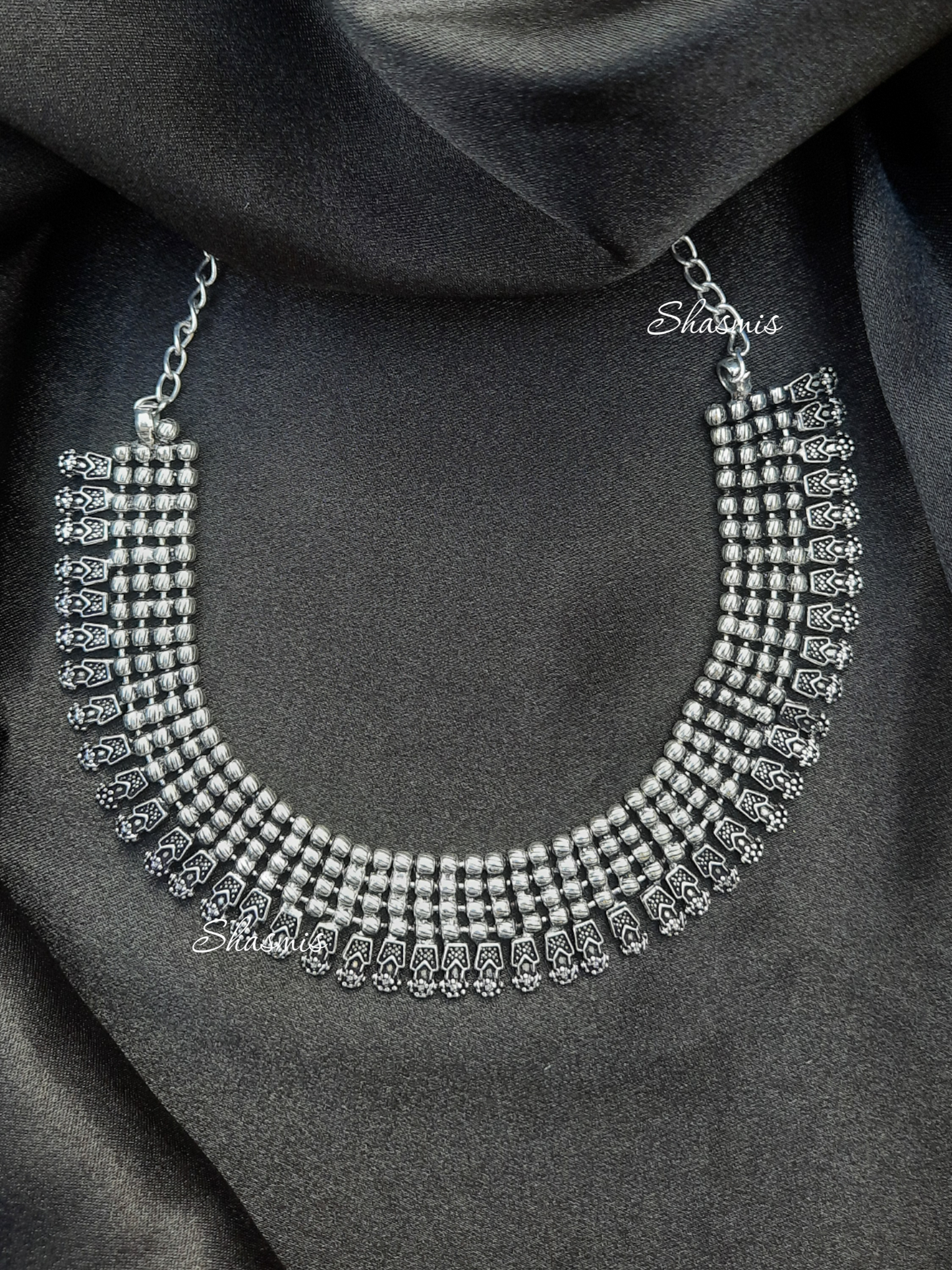 Silver Oxidised Design Choker With Earrings