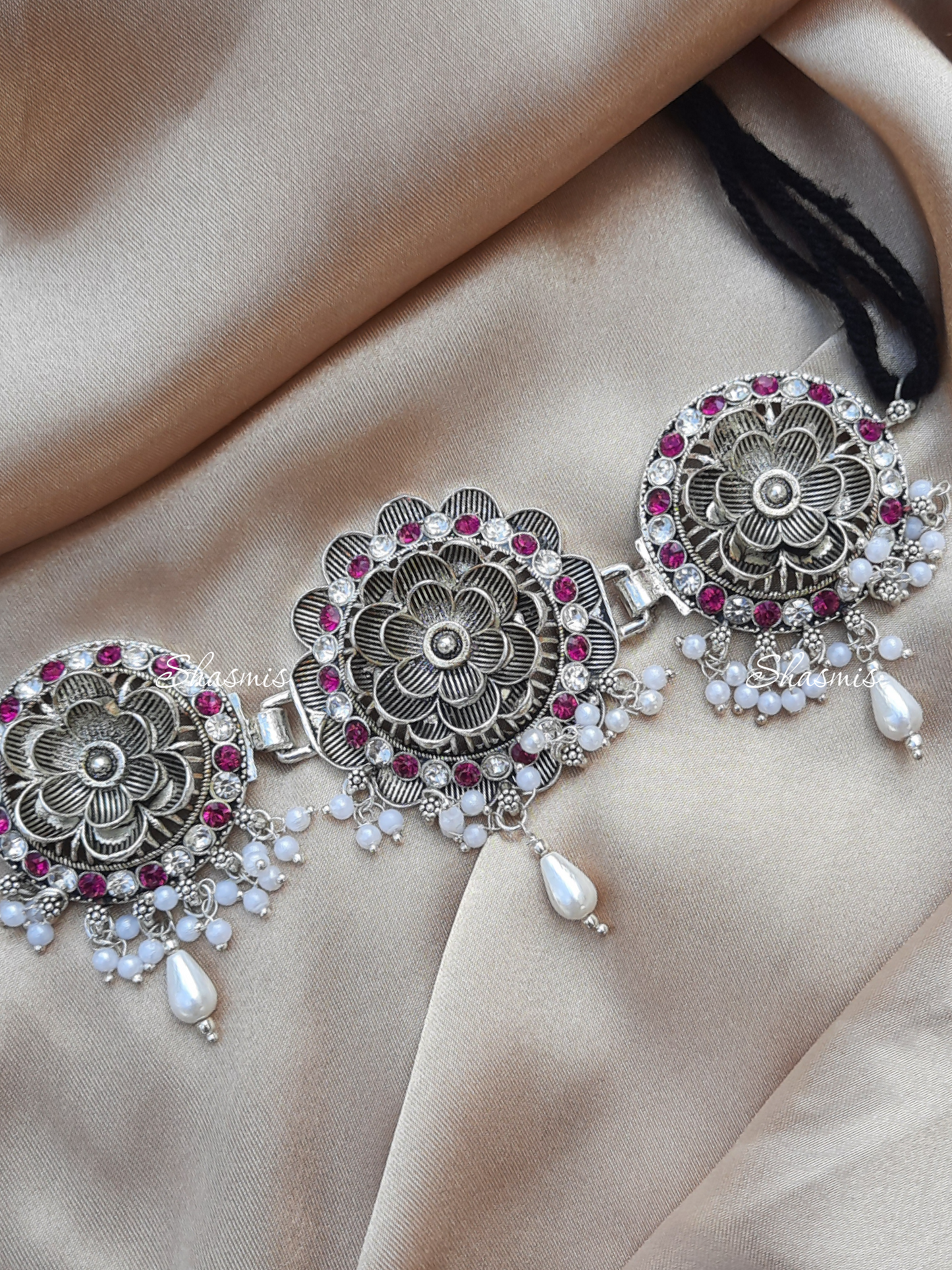Flower Design Green Shade Oxidised Choker With Earrings