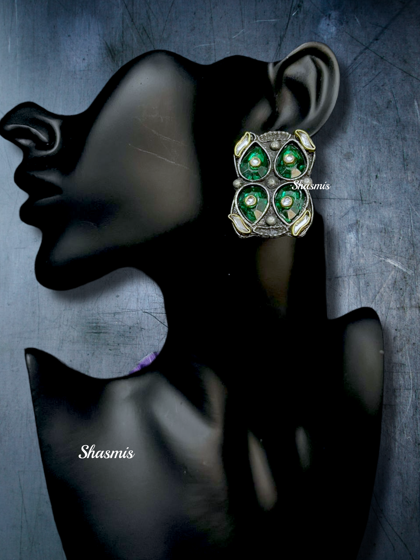 Green Stones Afghani Necklace with Earrings