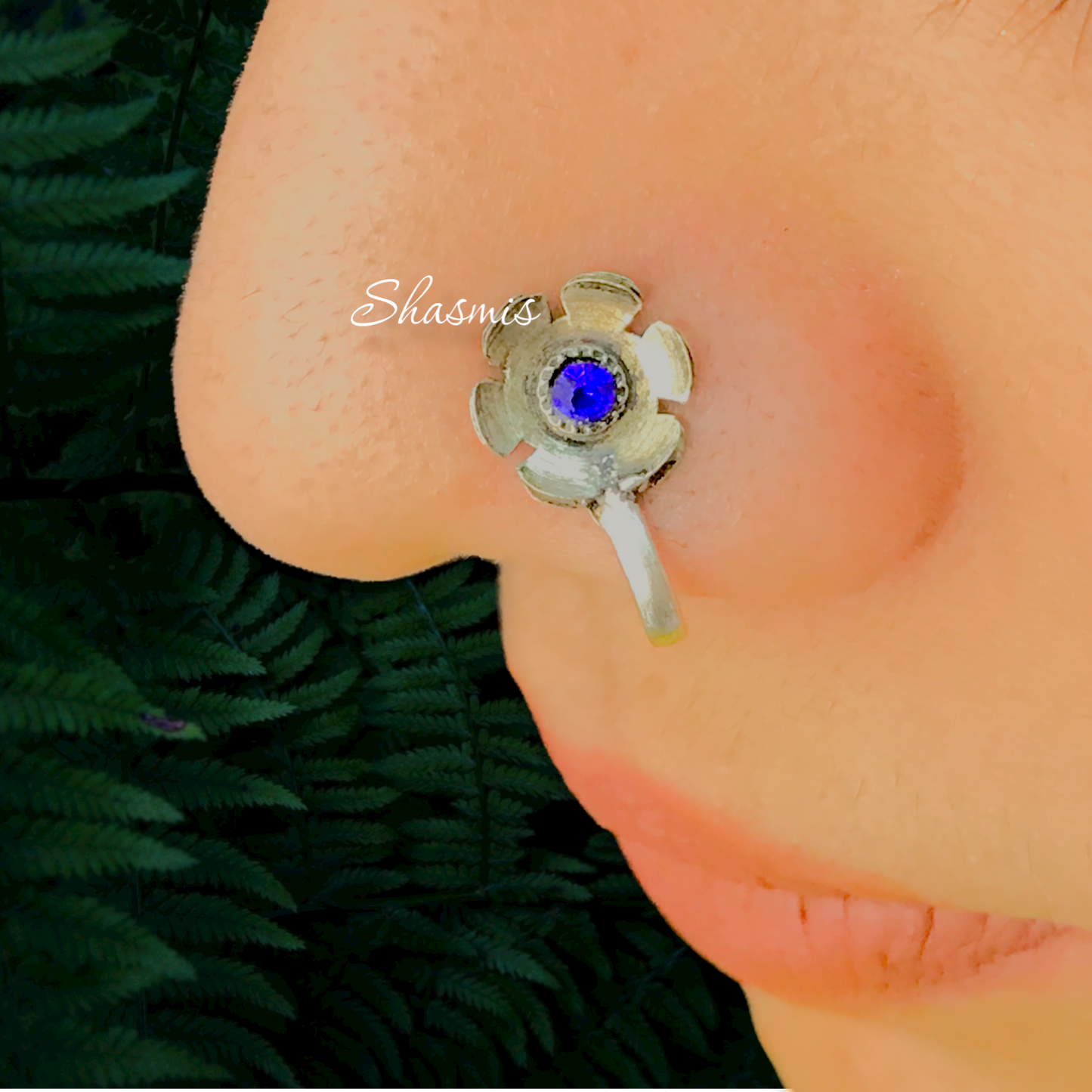 Blue Cebtre Stone Non-Pierced Nose Pin