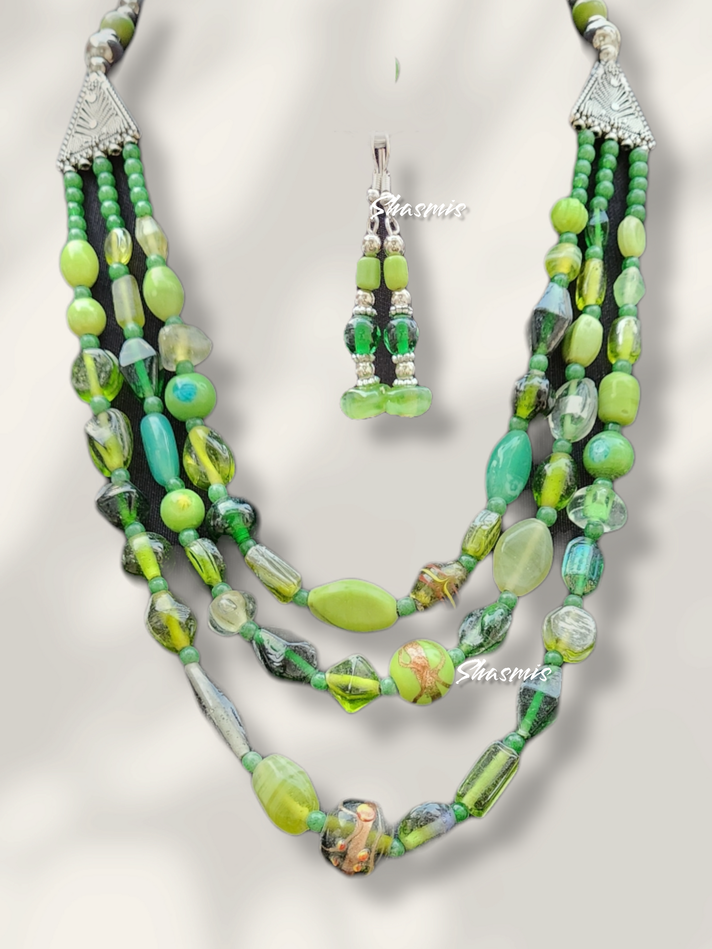 Green Shade Boho Fashionable Necklace With Earrings