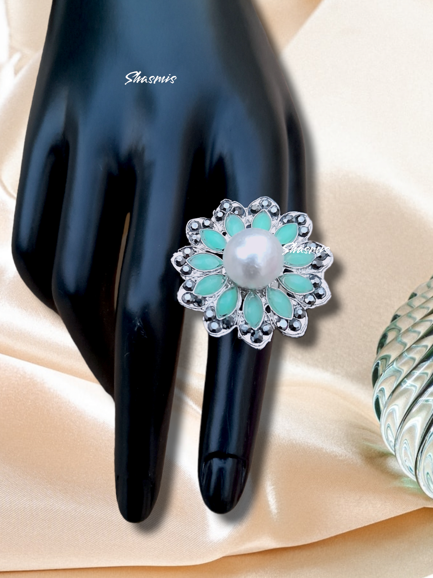 Black Rhinestone With Centre Pearl Ring