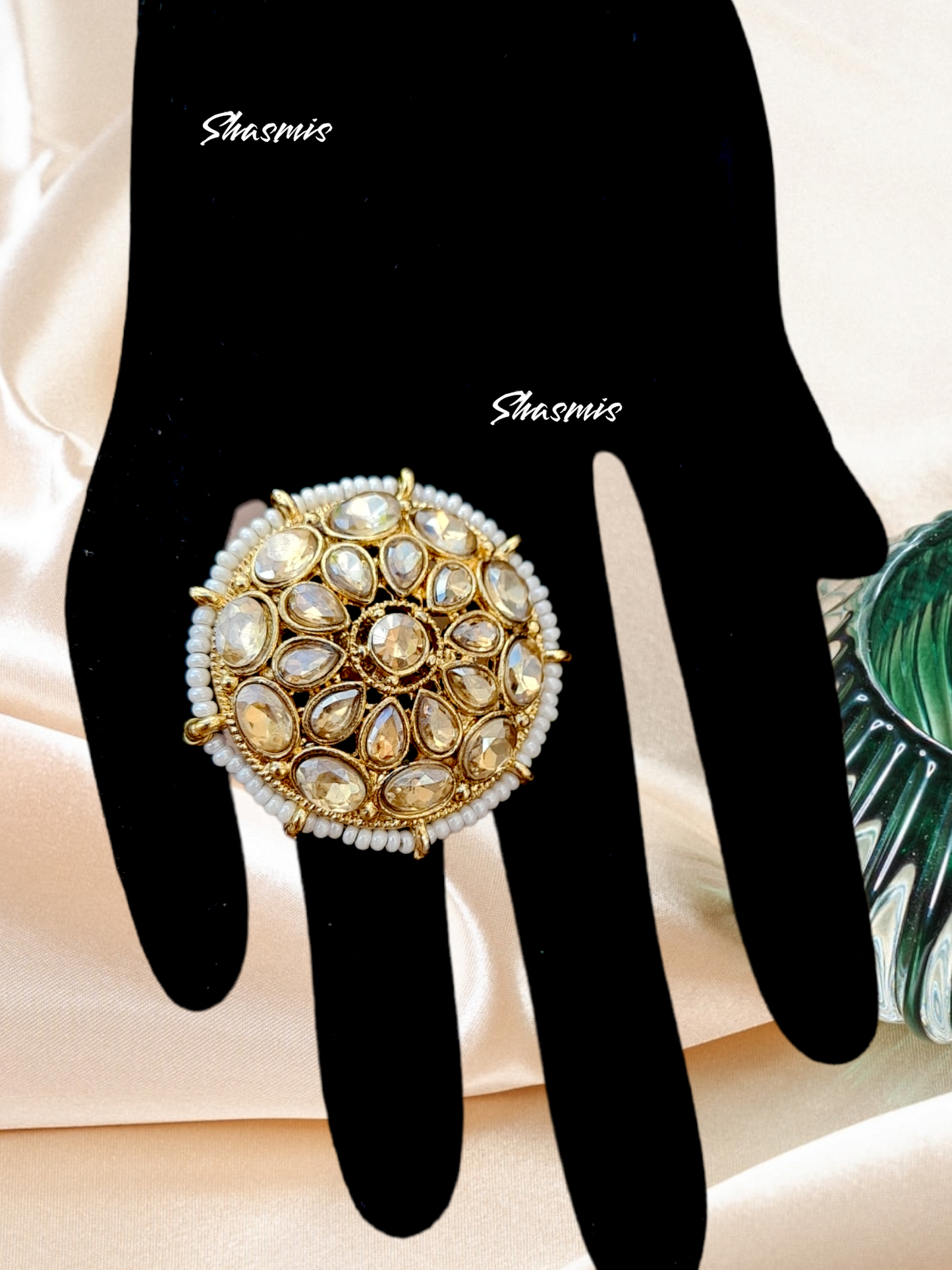 Chanpaign Color Stone Kundan Beads Ring
