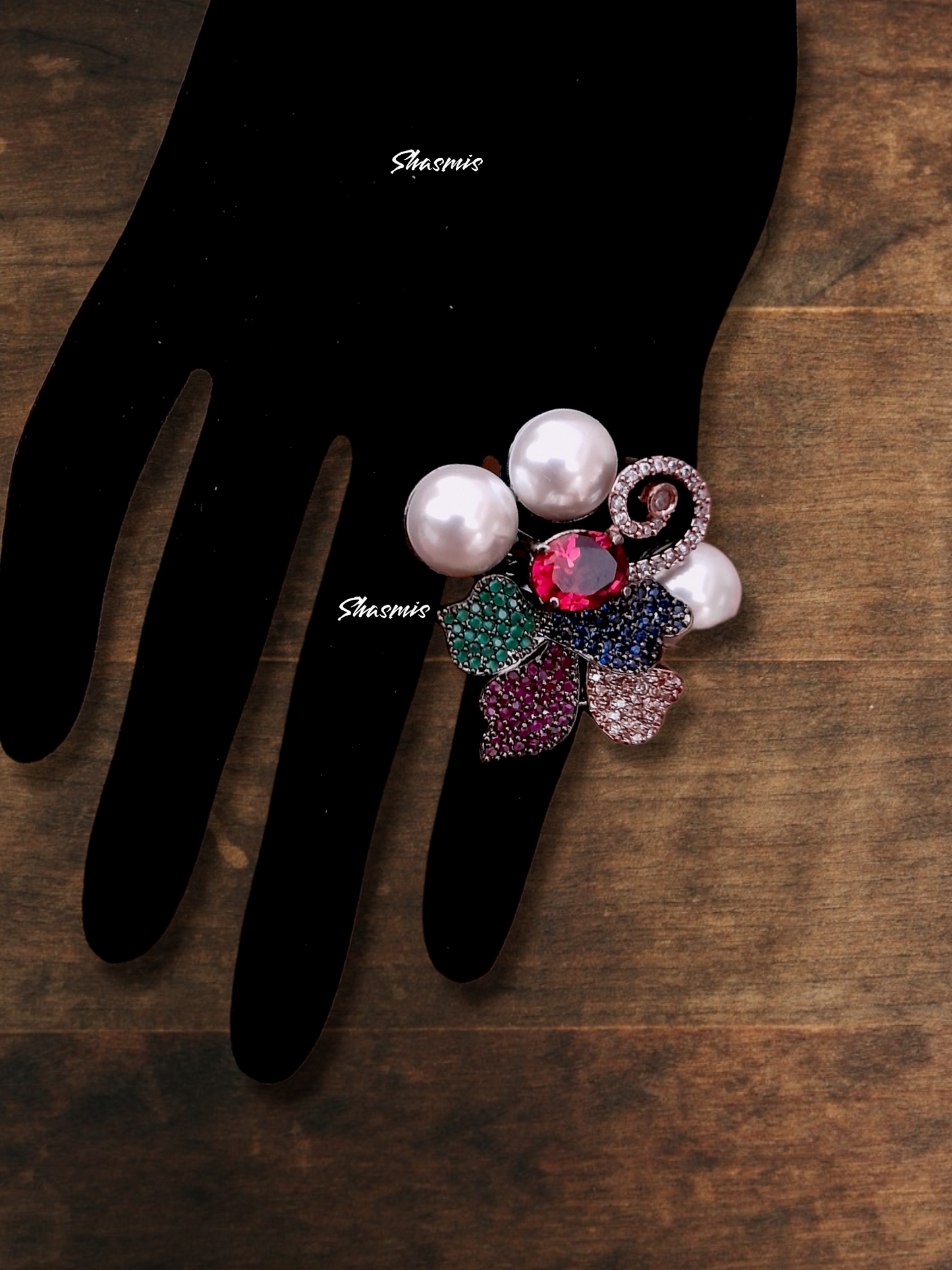 Pearls With Ruy On The Centre Design American Diamond Ring