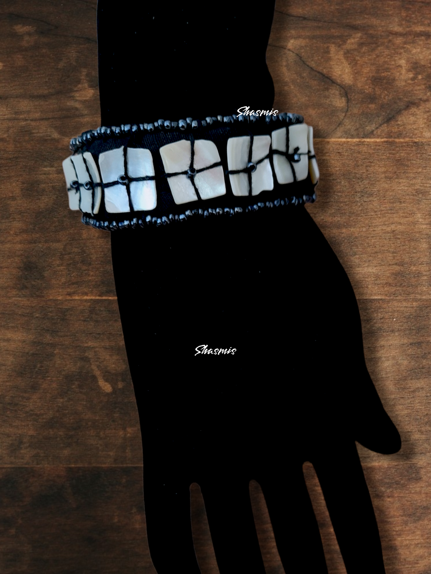 Mother Pearls Bracelets