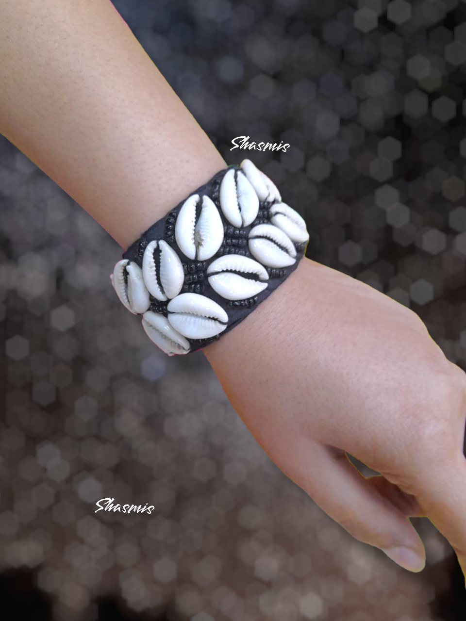 Kaudi With Black Beads Bracelets