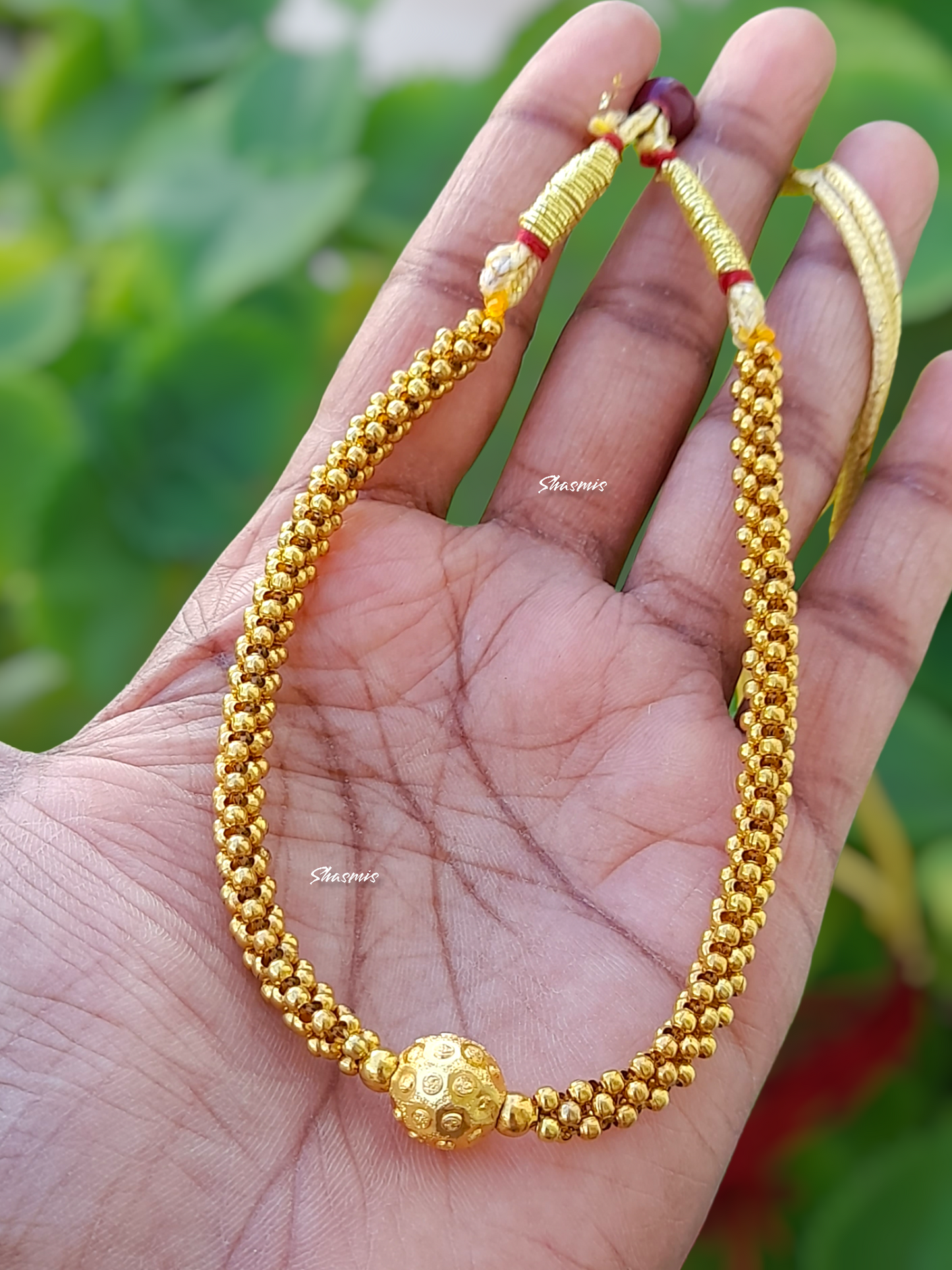 Golden Color Thiushi