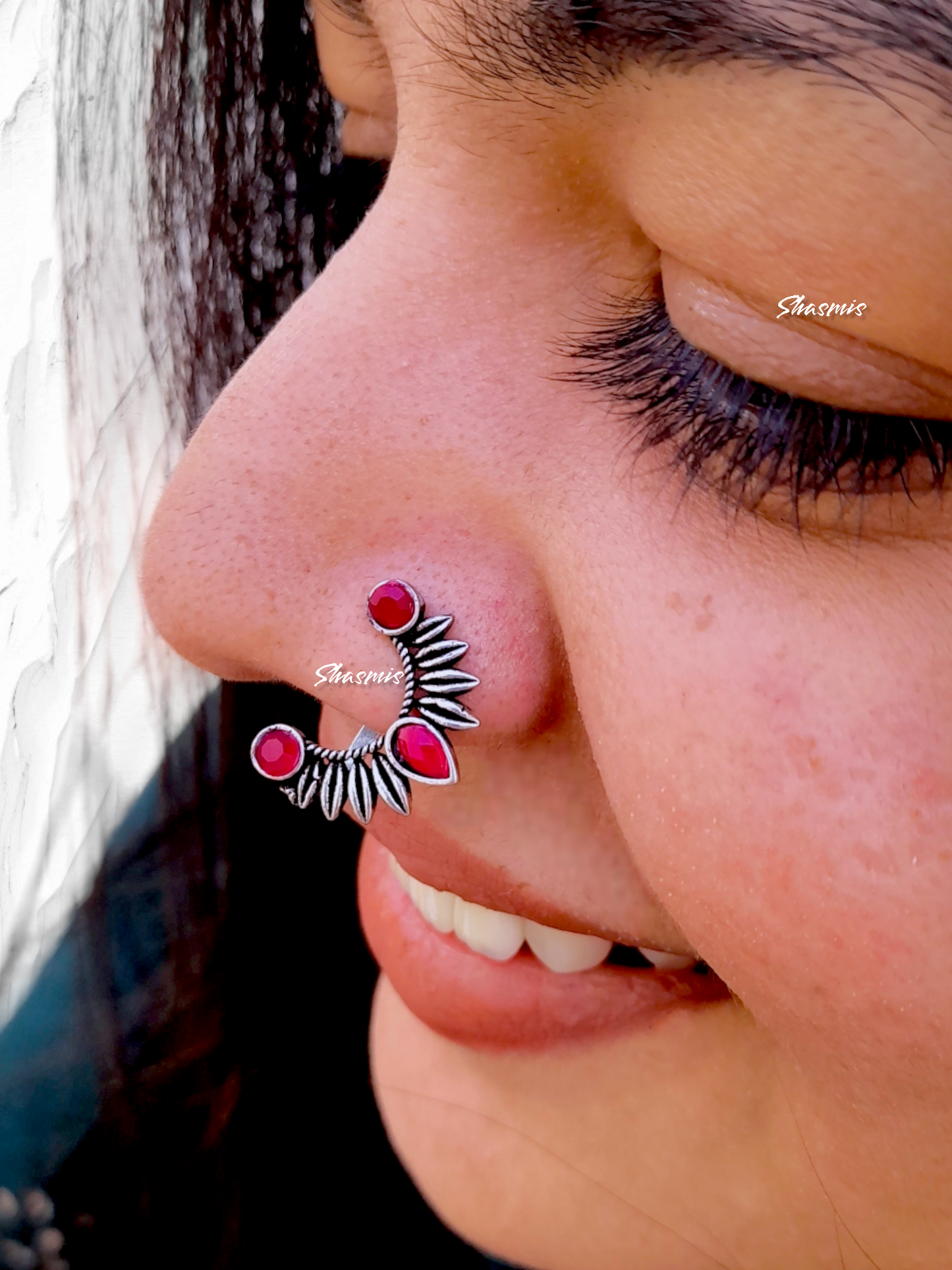 Magenta Stone Design Silver Nosepin