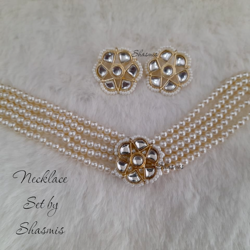 Whiite Pearl Kundan Necklace Set