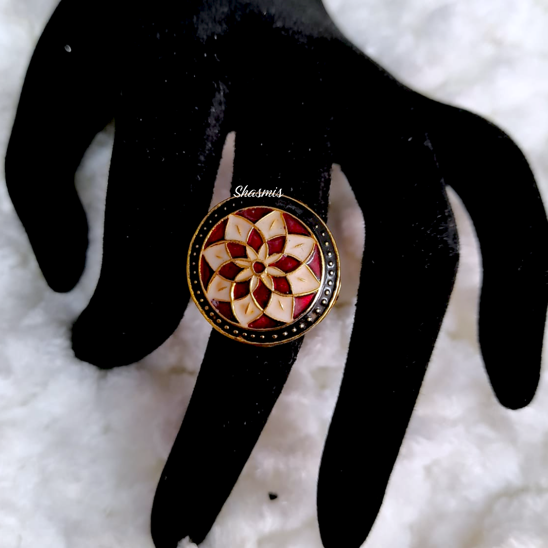 Red and White Flower Design Meenakari Design