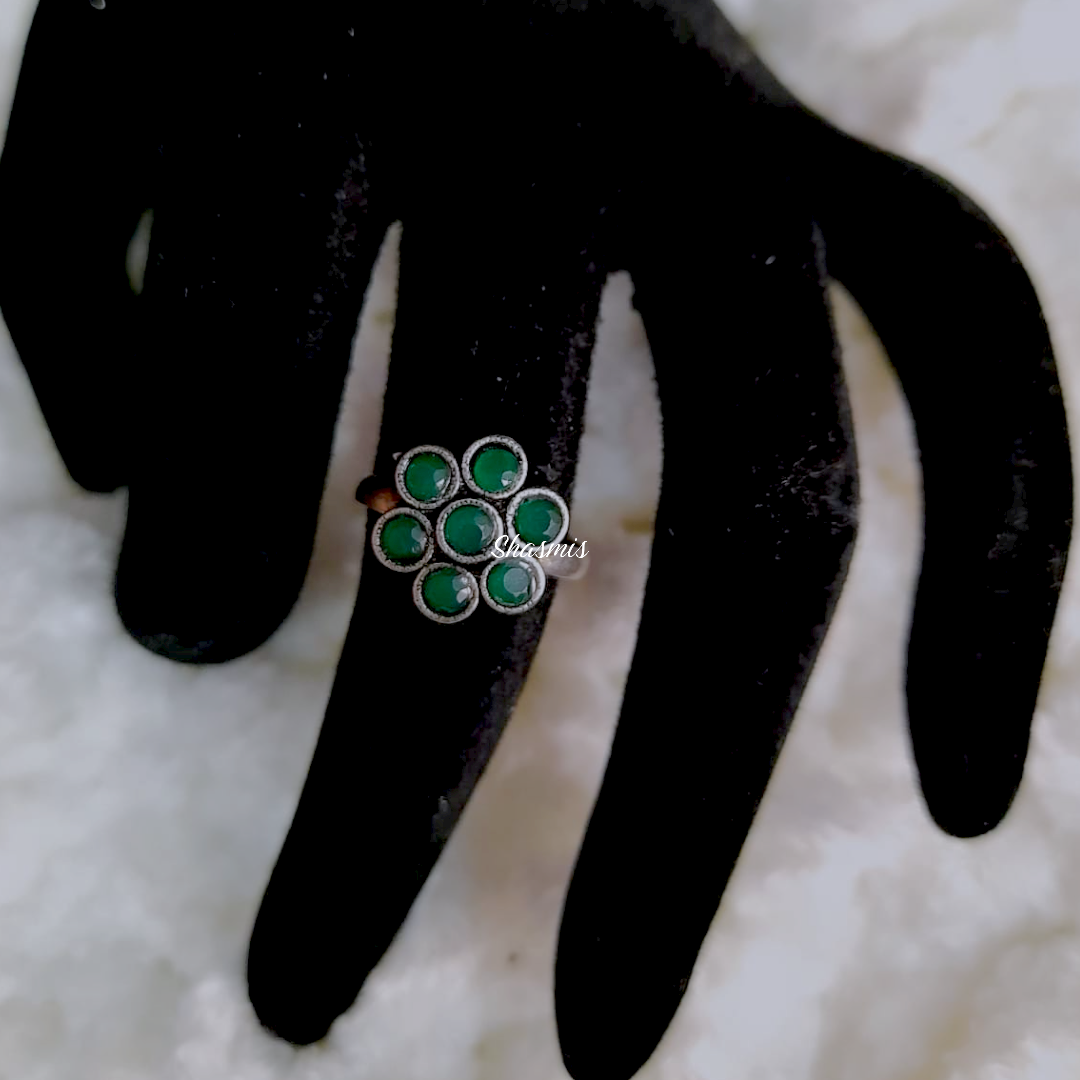 Emerald Silver Ring