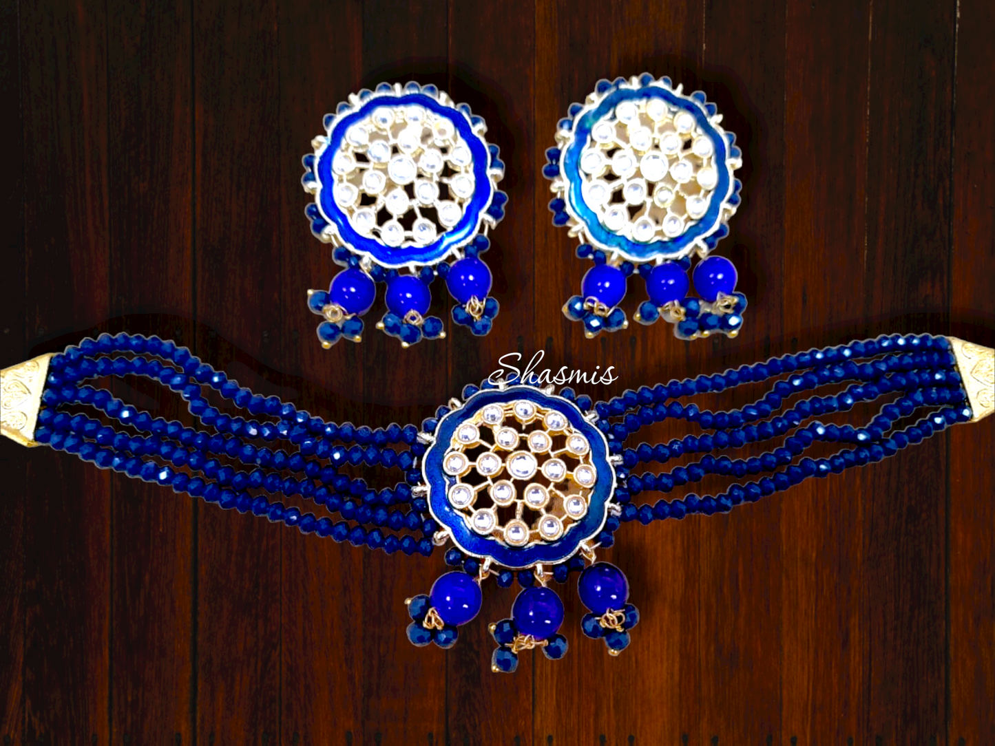 Black Crystal Choker With Earrings And Mangtika