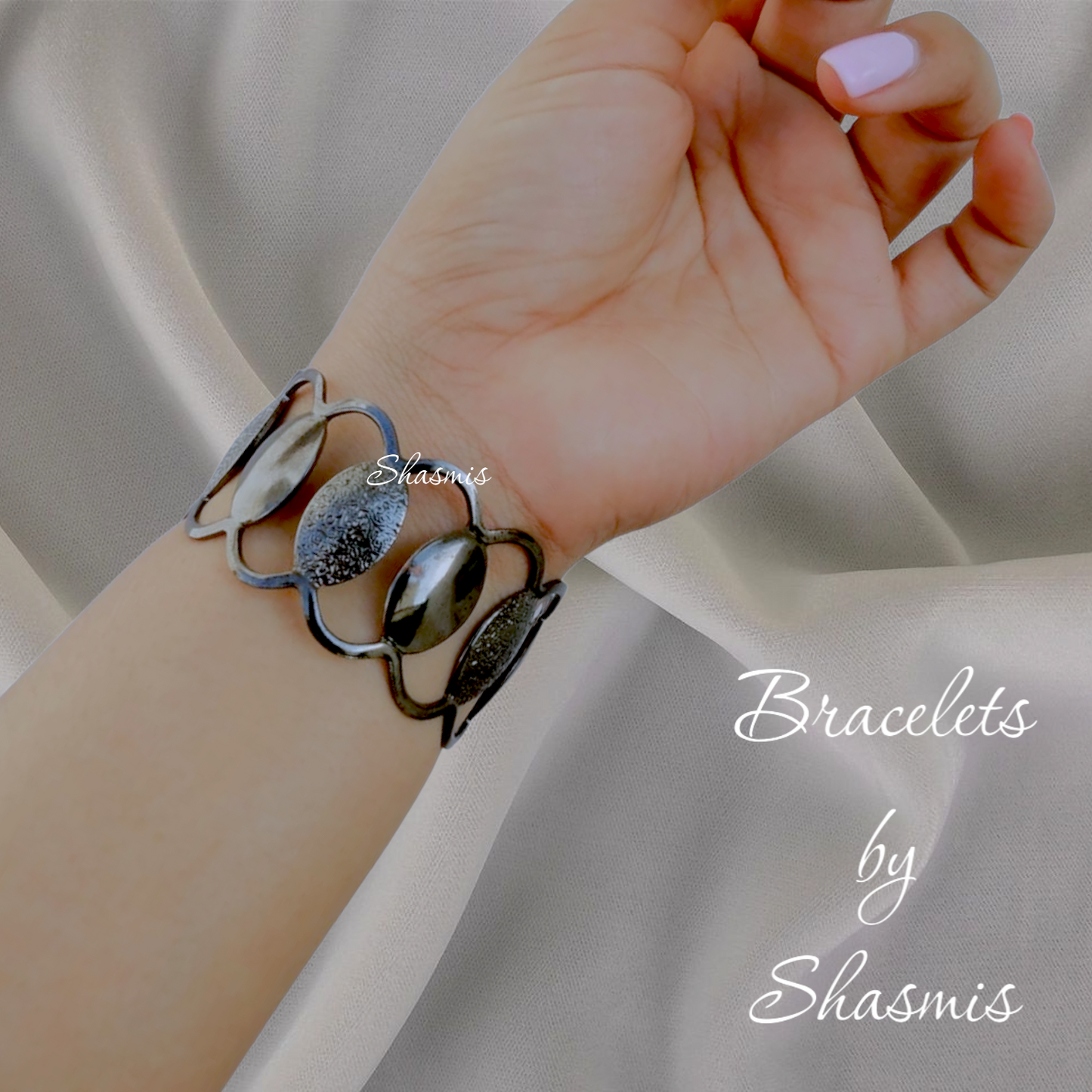 Design Kada Bracelets