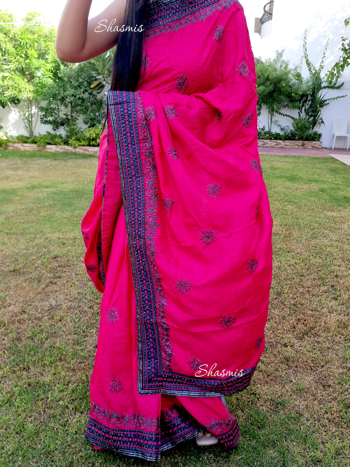 Pink Banarasi Silk Saree With Grey Border