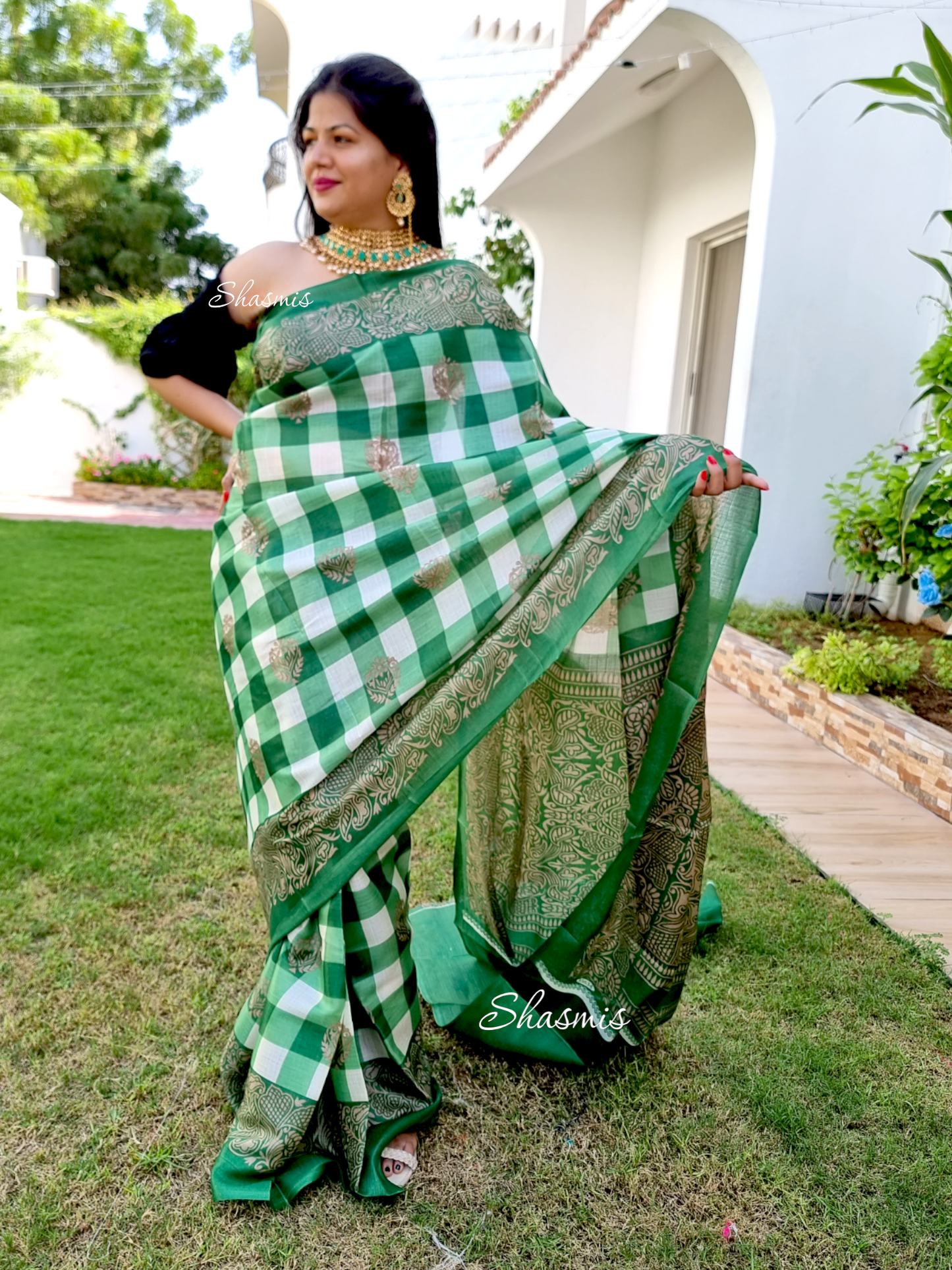 Checks Soft Silk Printed Saree
