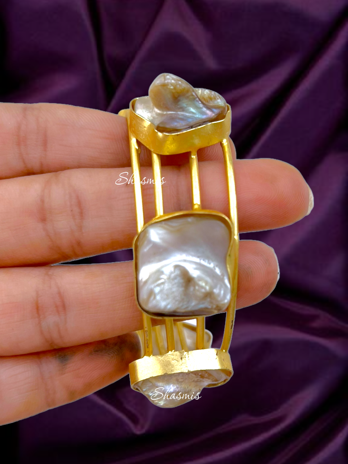 Mother Pearl With Gold Plated Bracelet