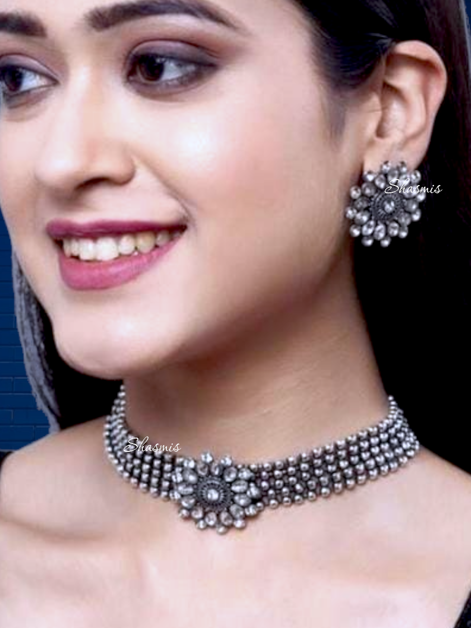 Shimmering Oxidised Silver Necklace With Earrings