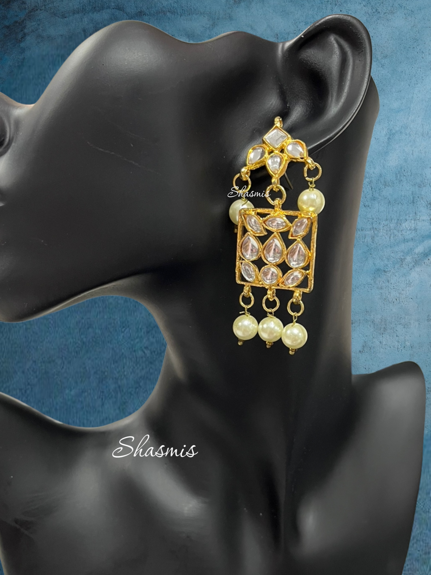 White Pearls With White Stone Neck Choker And Earrings