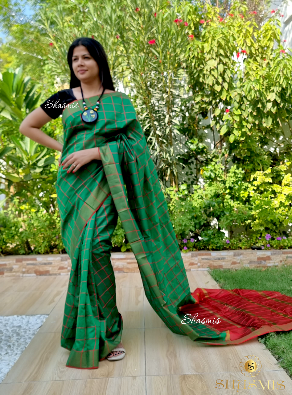 Checks/Ghadchola Soft Silk Saree