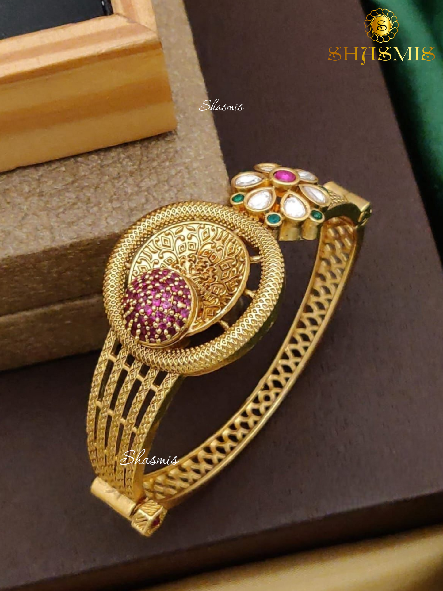 Ruby Stones Golden Polish Design Bracelet, Single