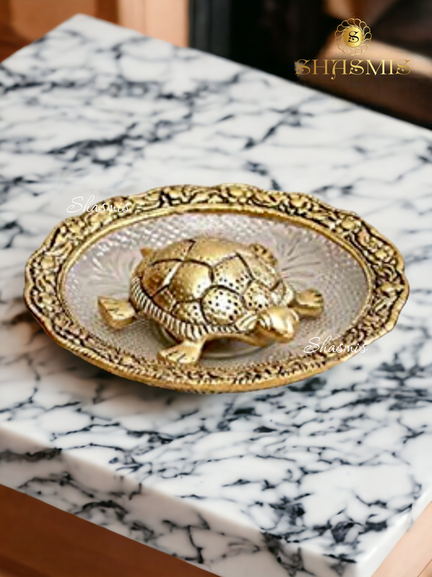 Tortoise Statue Sculpted in Great Detail in Ivory Antique Finish