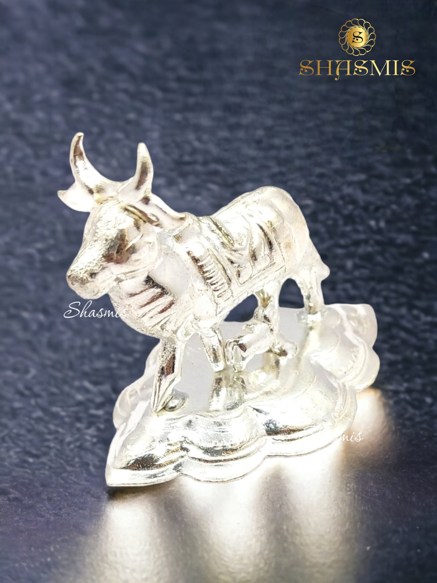 Silver Plated Kamdhenu Cow With Calf Statue,Cow and Calf Idol,Good Luck, Holy Spiritual Showpiece Figurine Sculpture Vastu Decorative Handmade Home Office Showpiece Decorative Showpiece