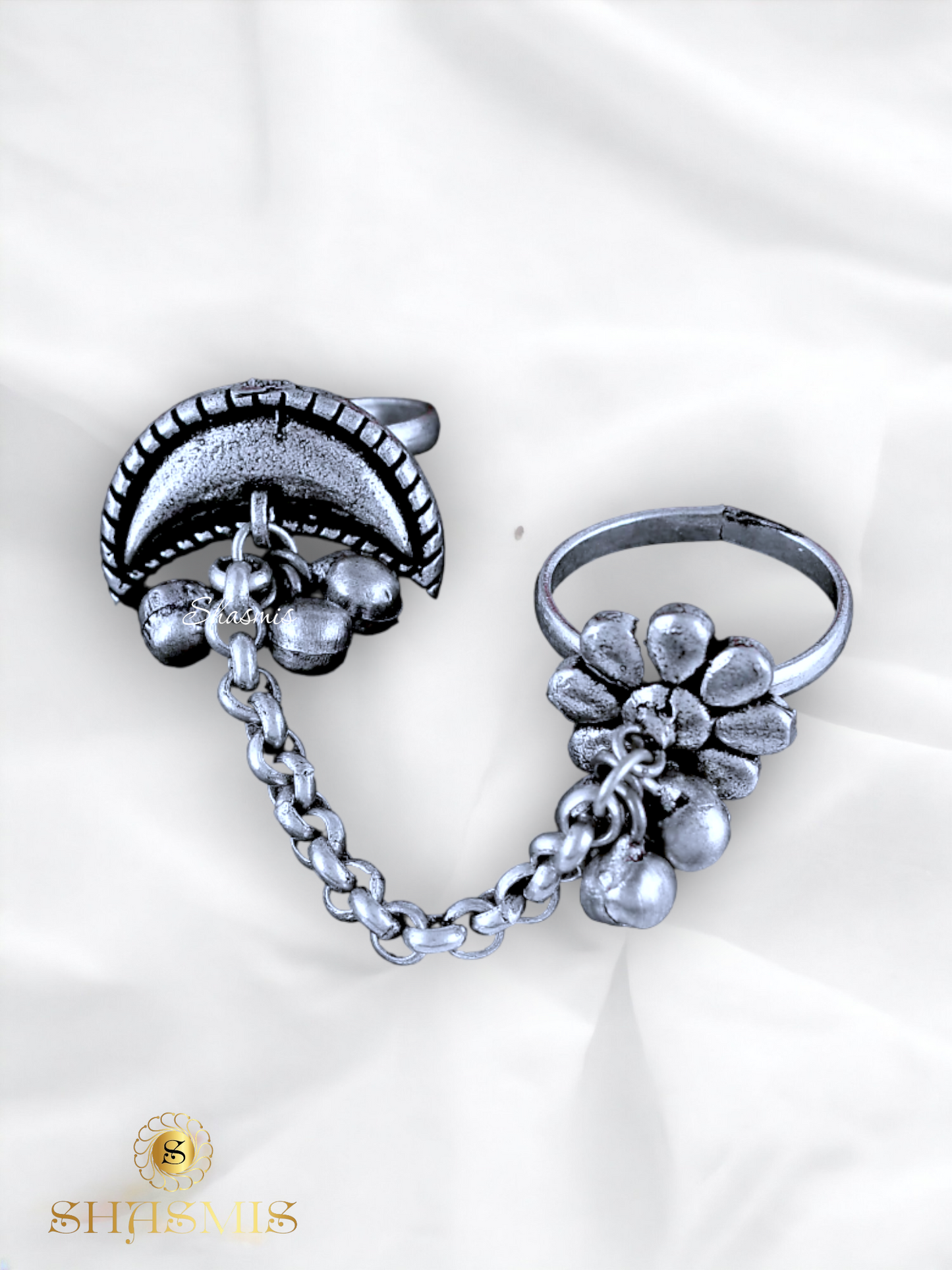 Silver Oxidised Plated Floral Shaped Chain Finger Ring