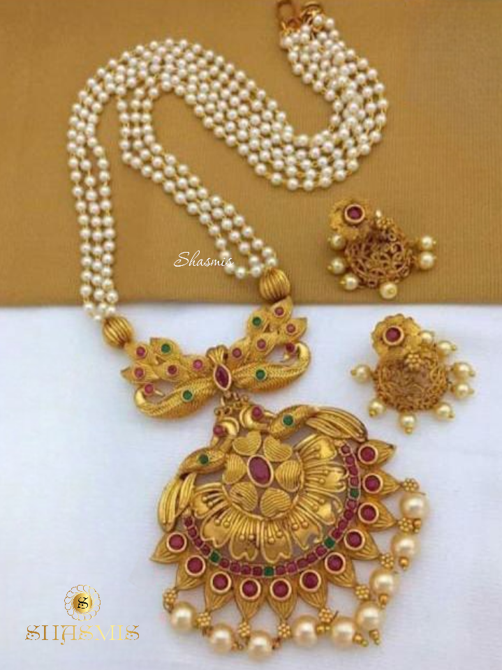 Long Temple jewellery Necklace With Earrings