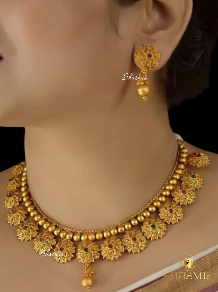Flower Design Temple Necklace With Earrings