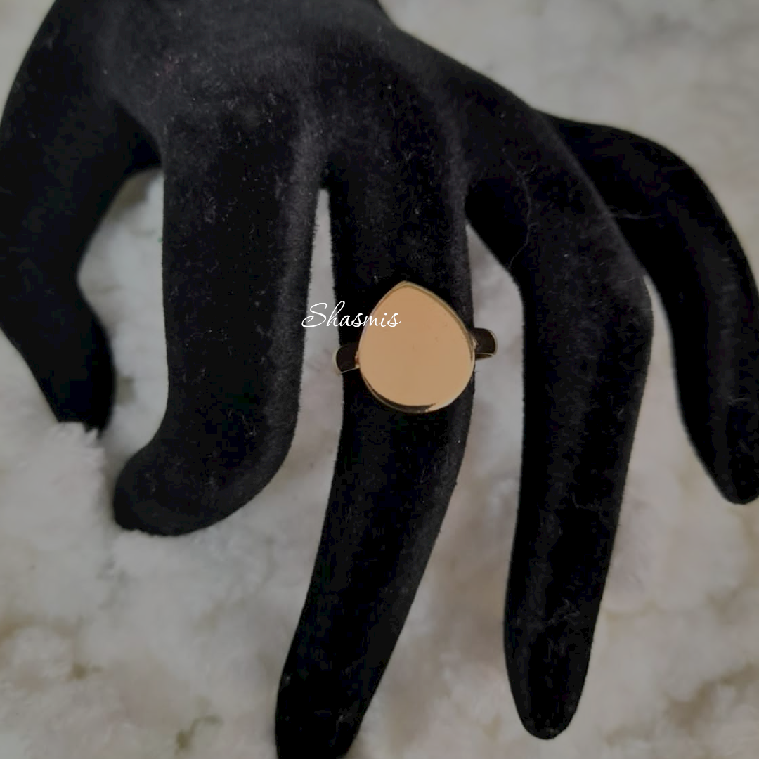 Teardrop Gold Ring