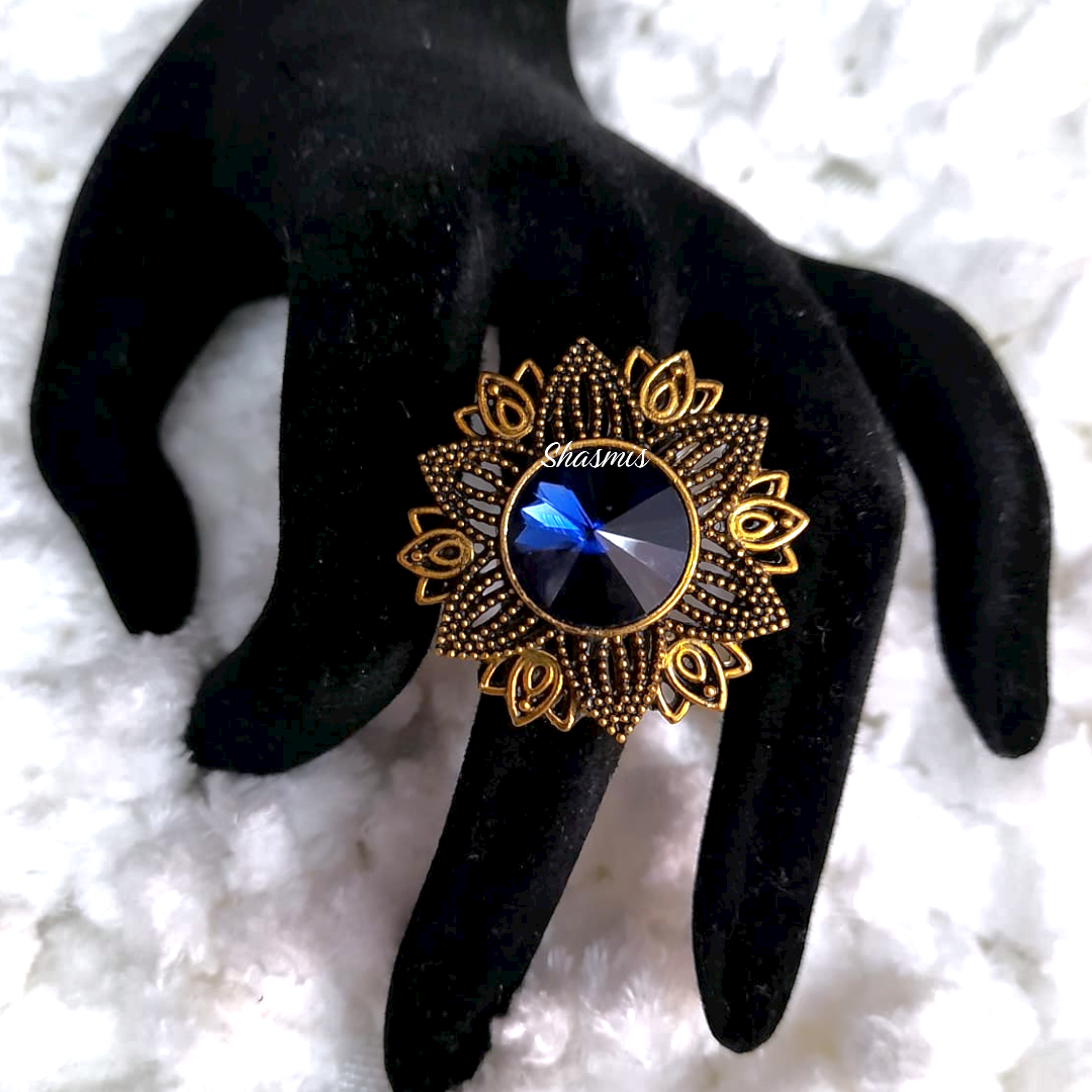 Blue Centre Diamond Ring