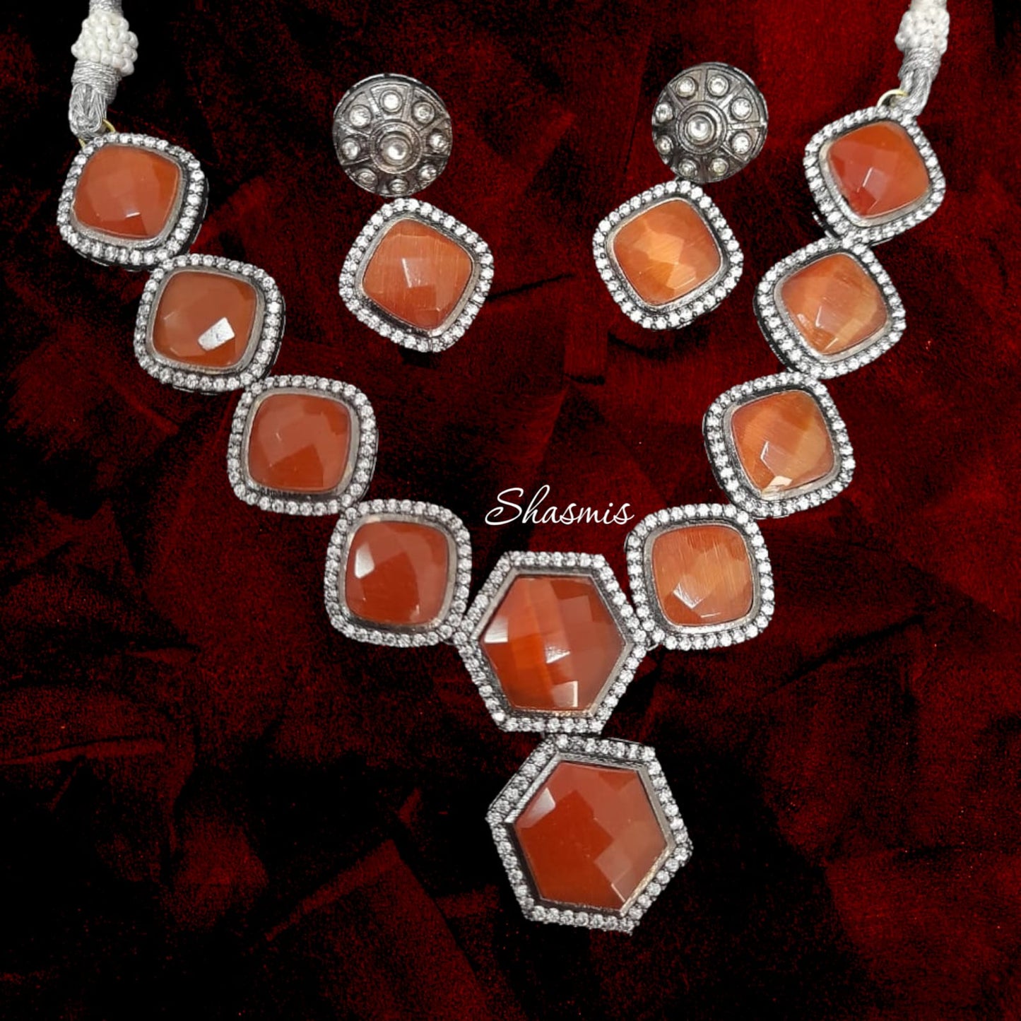 Brown Color Ad Necklace