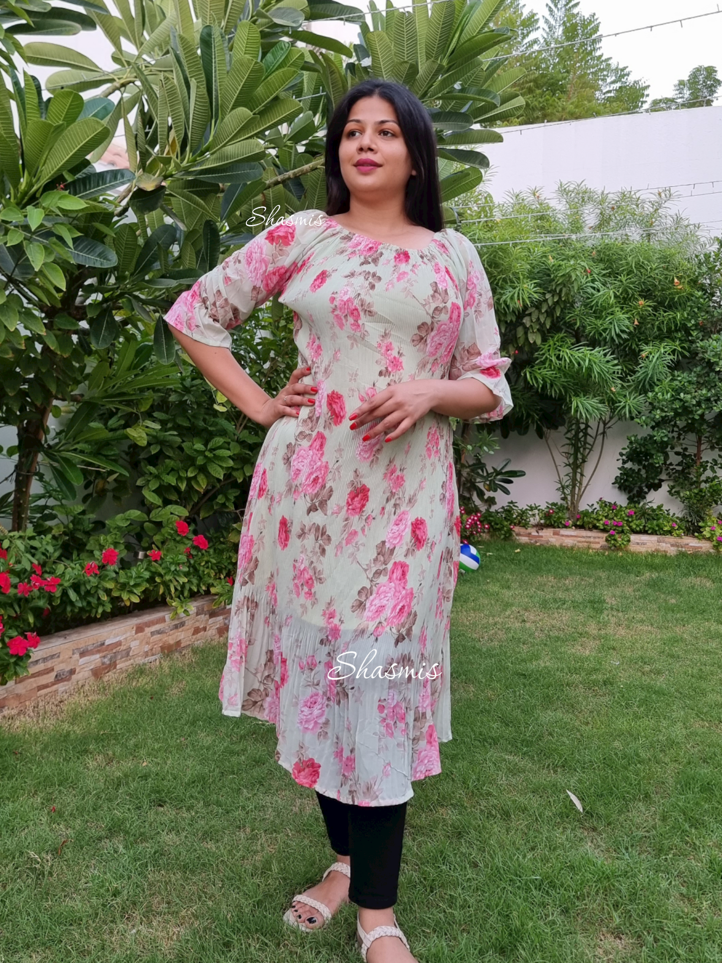 Pista Color Creasing Crush Georgette Dress