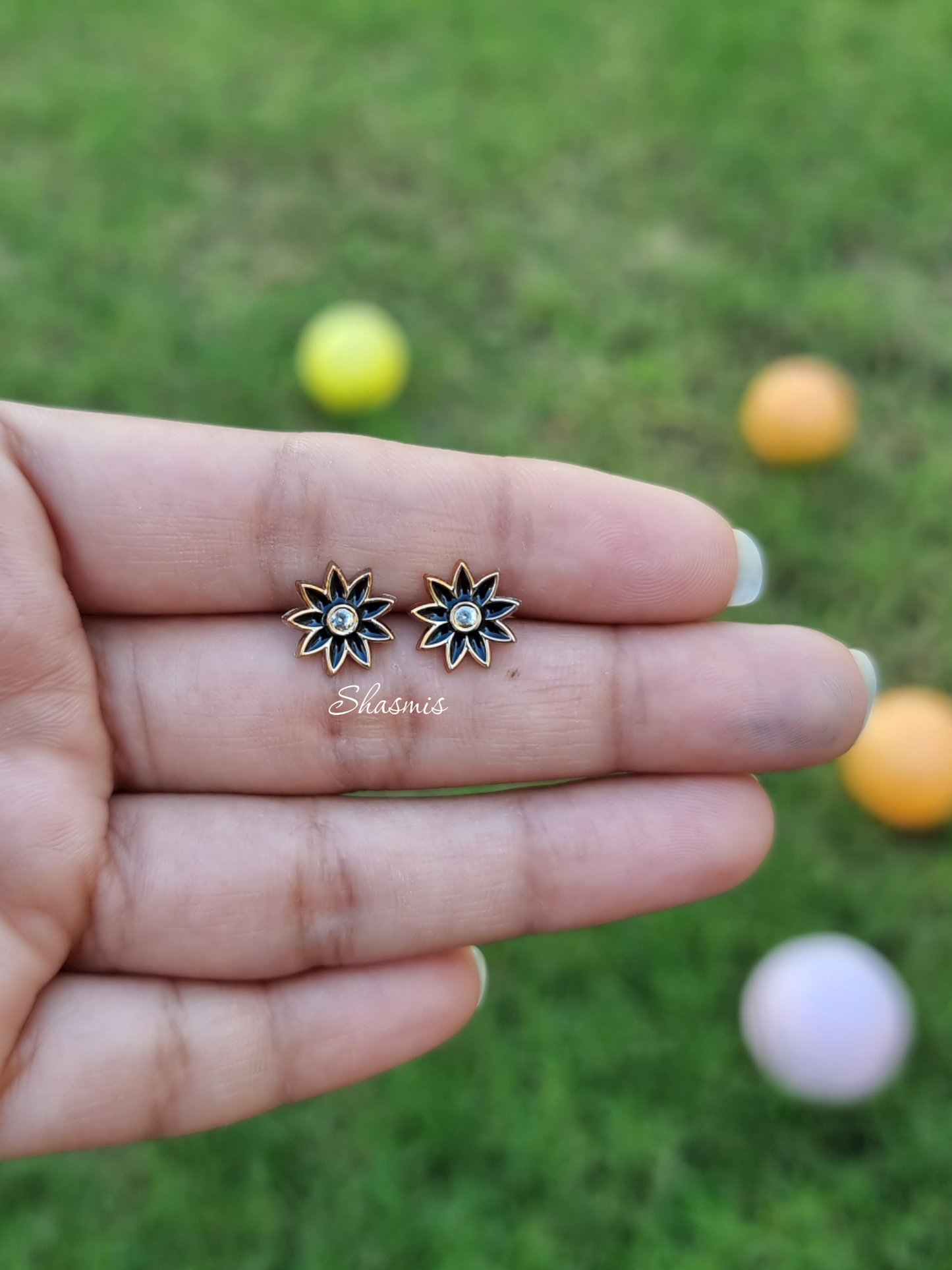 Black Colro Flower Design Earrings For Kids, Packed In Gift Box