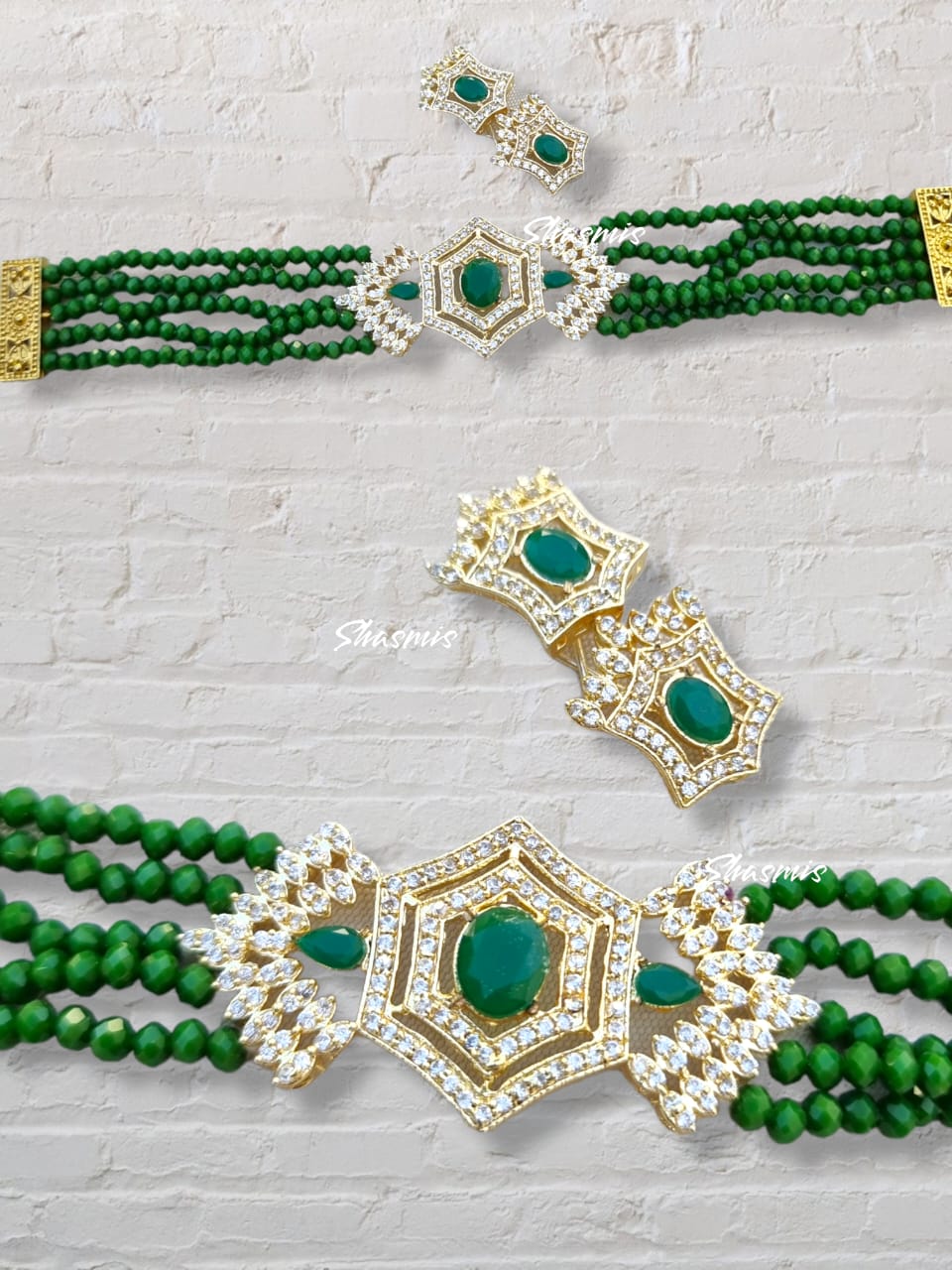 Green Color Necklace With White Rheinstone Necklace