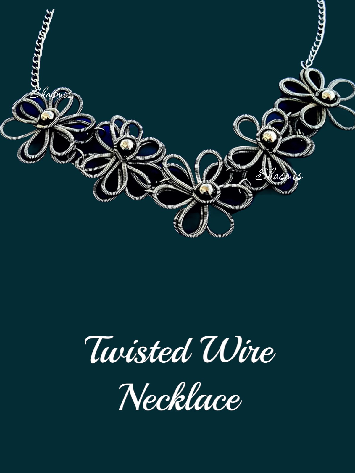 Black Color Twisted Wire Fashionable Necklace